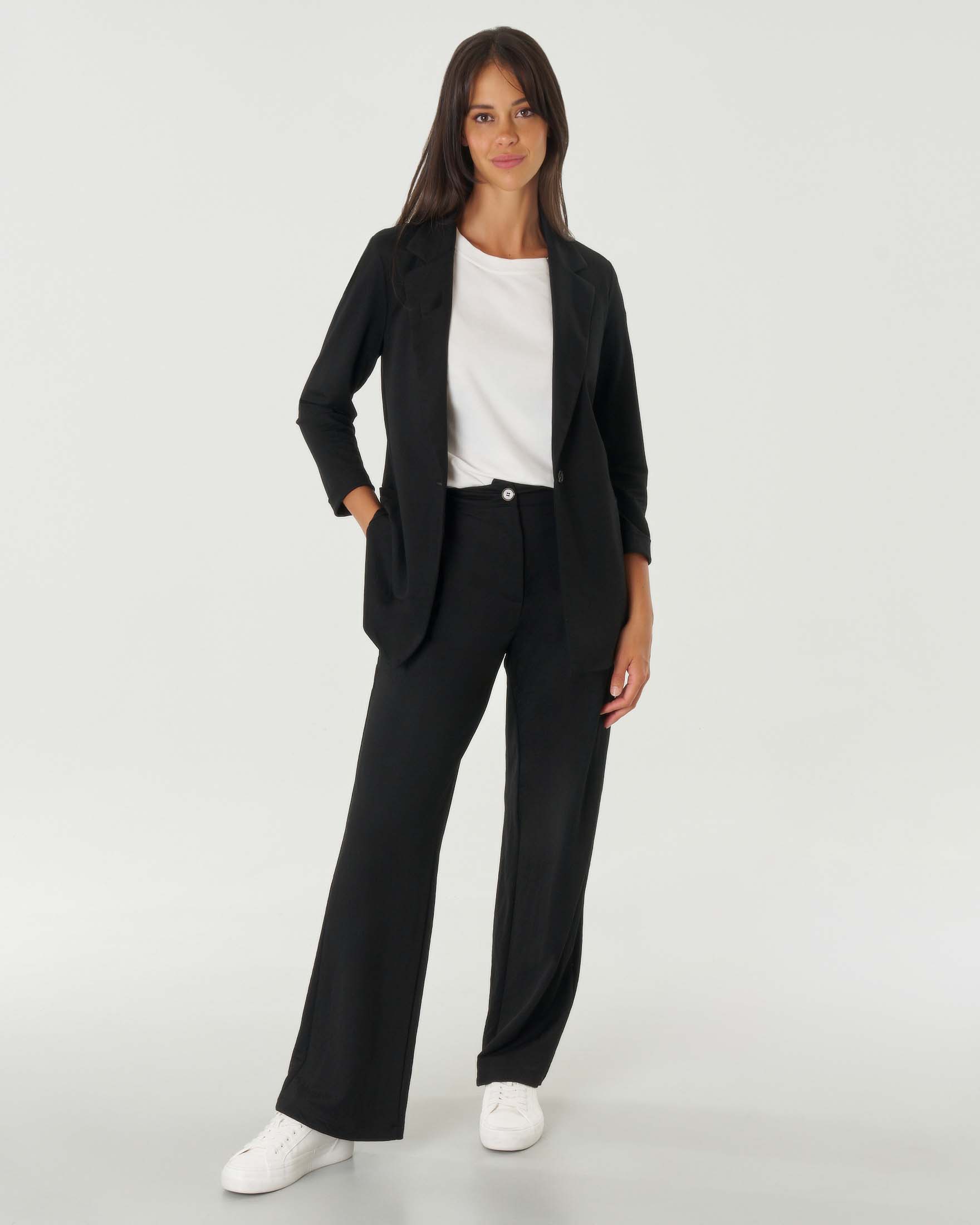 Pantaloni neri a vita media in viscosa dalla linea ampia e dritta con pinces frontali