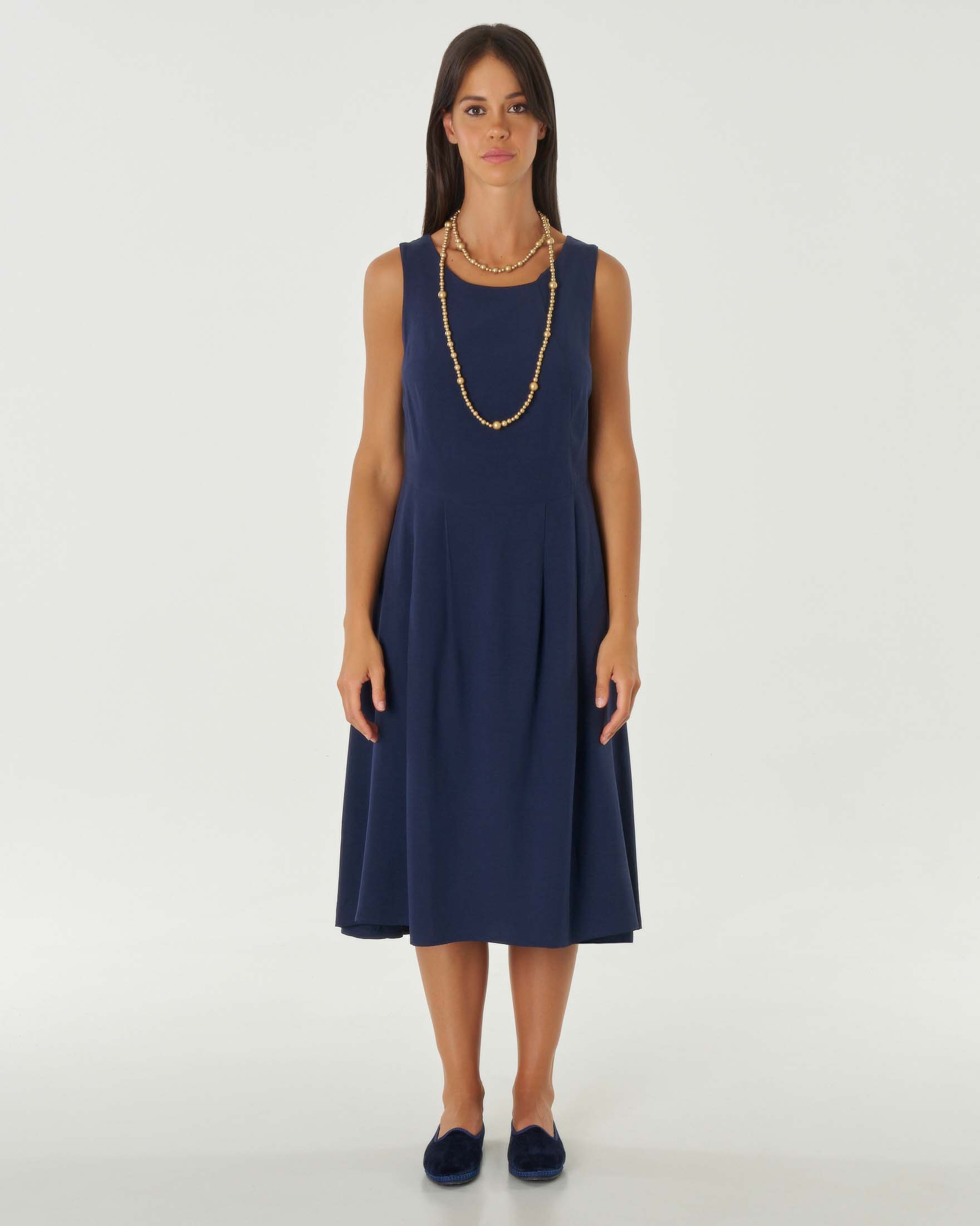 Abito lungo smanicato blu in lino e viscosa con taglio in vita e gonna a pieghe image