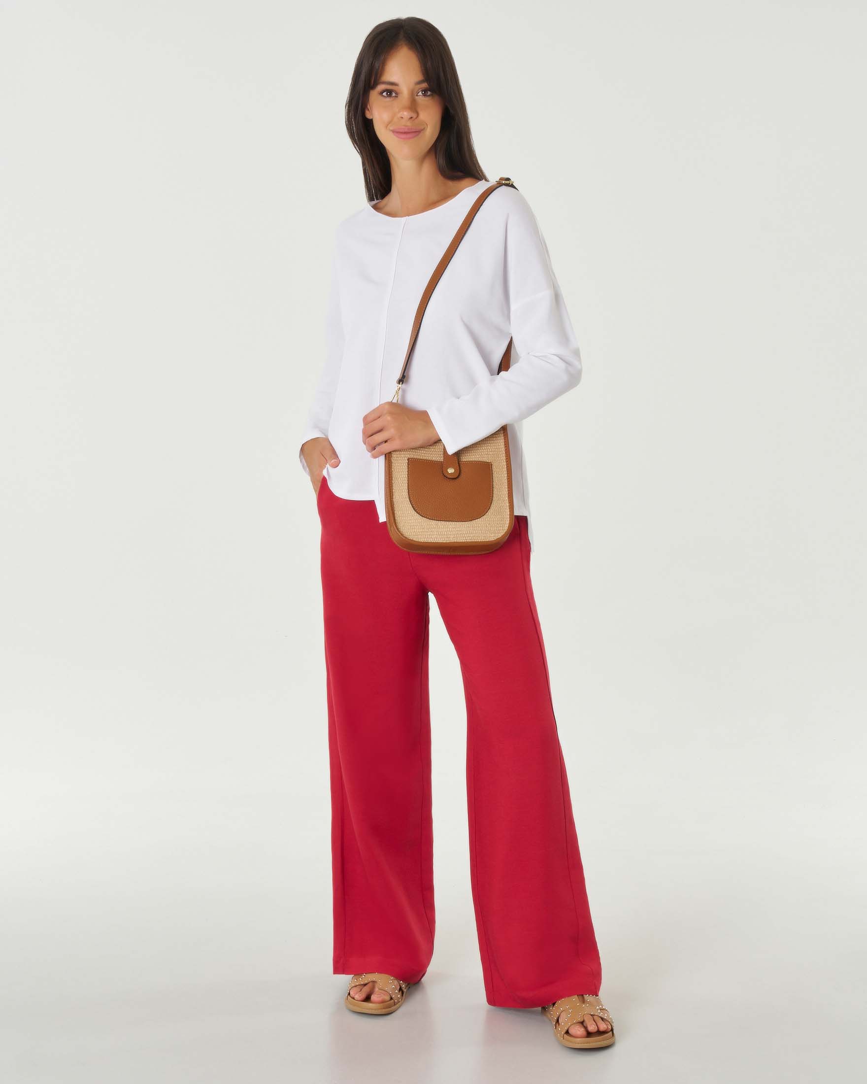 Pantaloni rossi dalla linea ampia dritta a vita media in viscosa e lino con elastico in vita