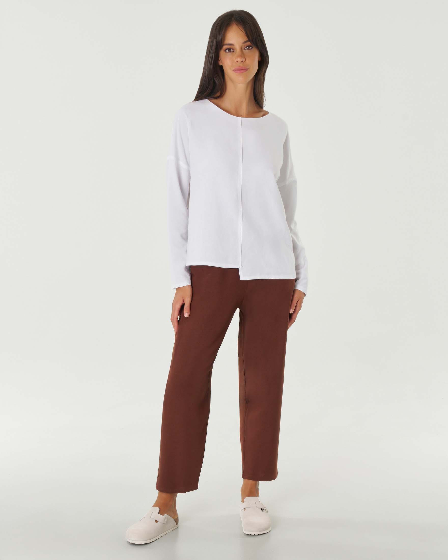 Pantaloni color tabacco in viscosa e lino carrot fit con elastico inserito in vita