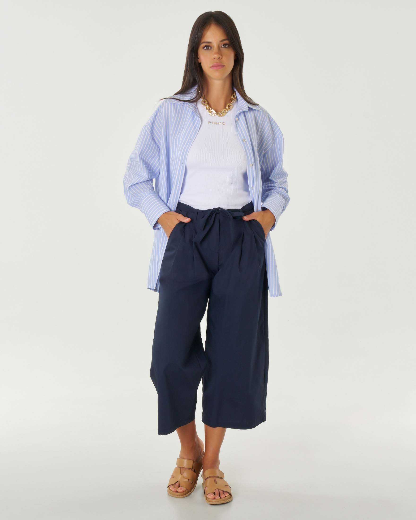 Camicia oversize azzurra in puro cotone a righe bianche con taschino a filo sul petto