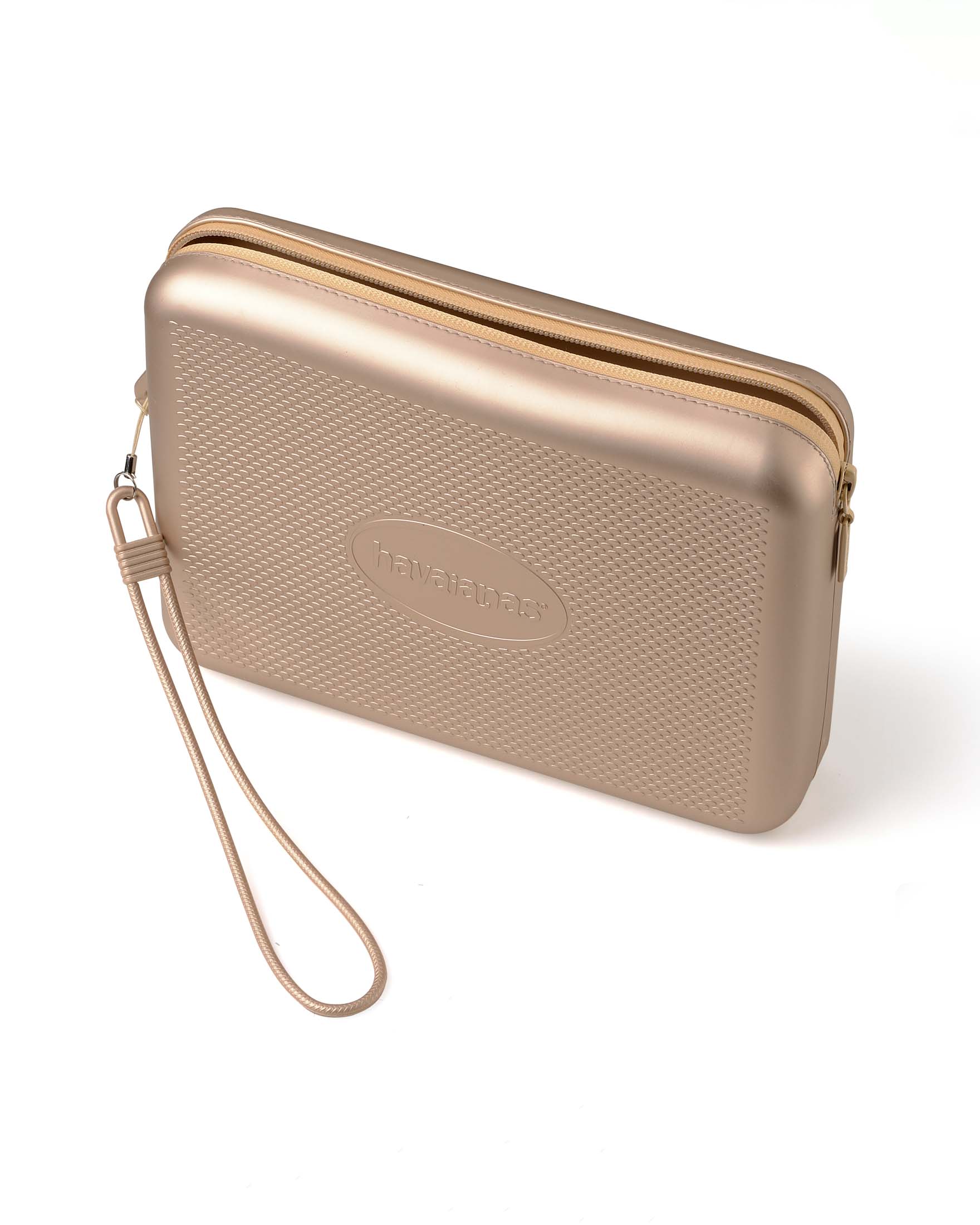 Havaianas Necessaire metallizzata color champagne misura media con a lavorazione a grana di riso e logo in rilievo