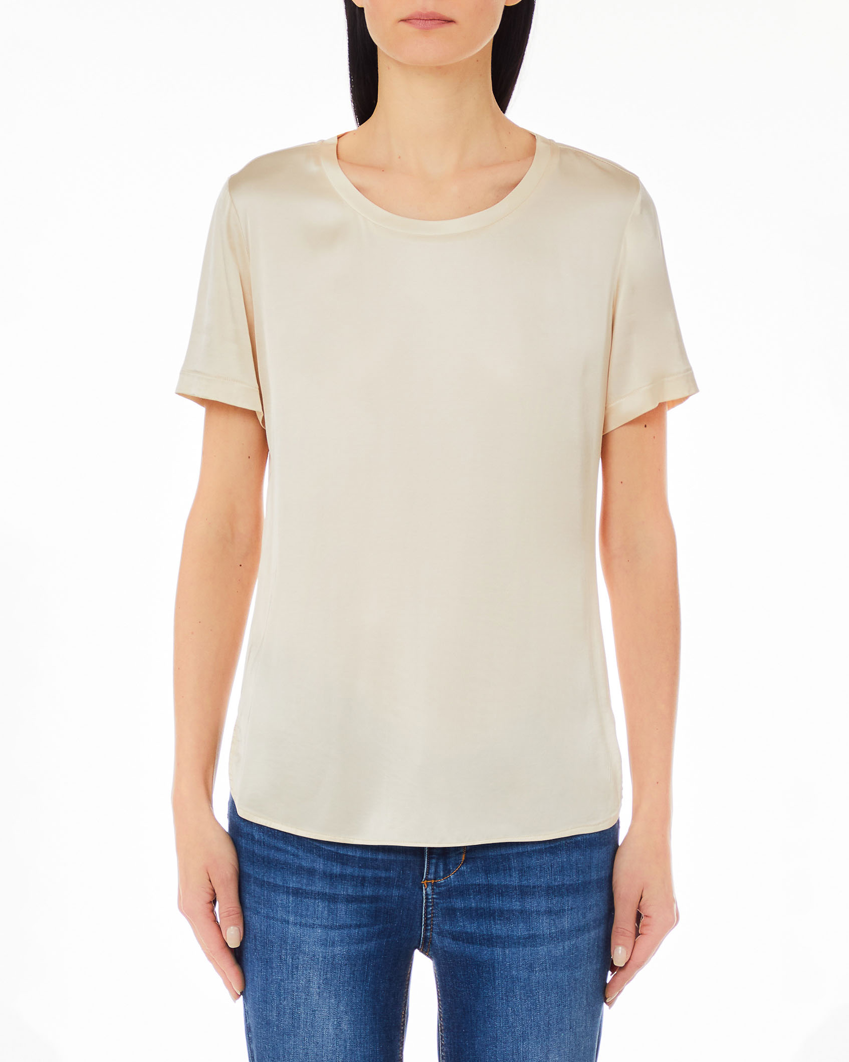 Blusa color champagne in raso a mezze maniche con scollo a giro