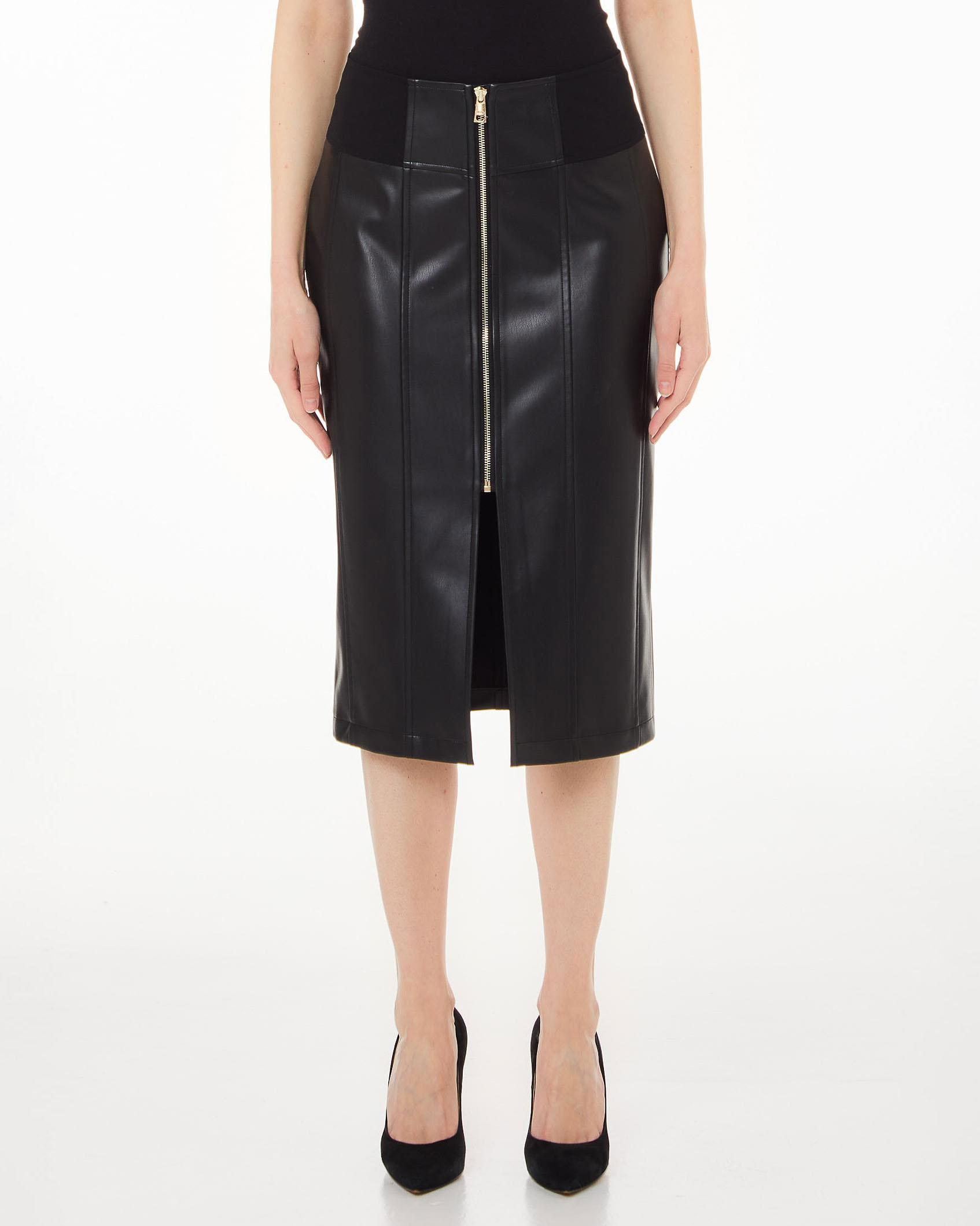 Tubino nero in similpelle con vista elasticizzata e chiusura a cerniera dorata centrale