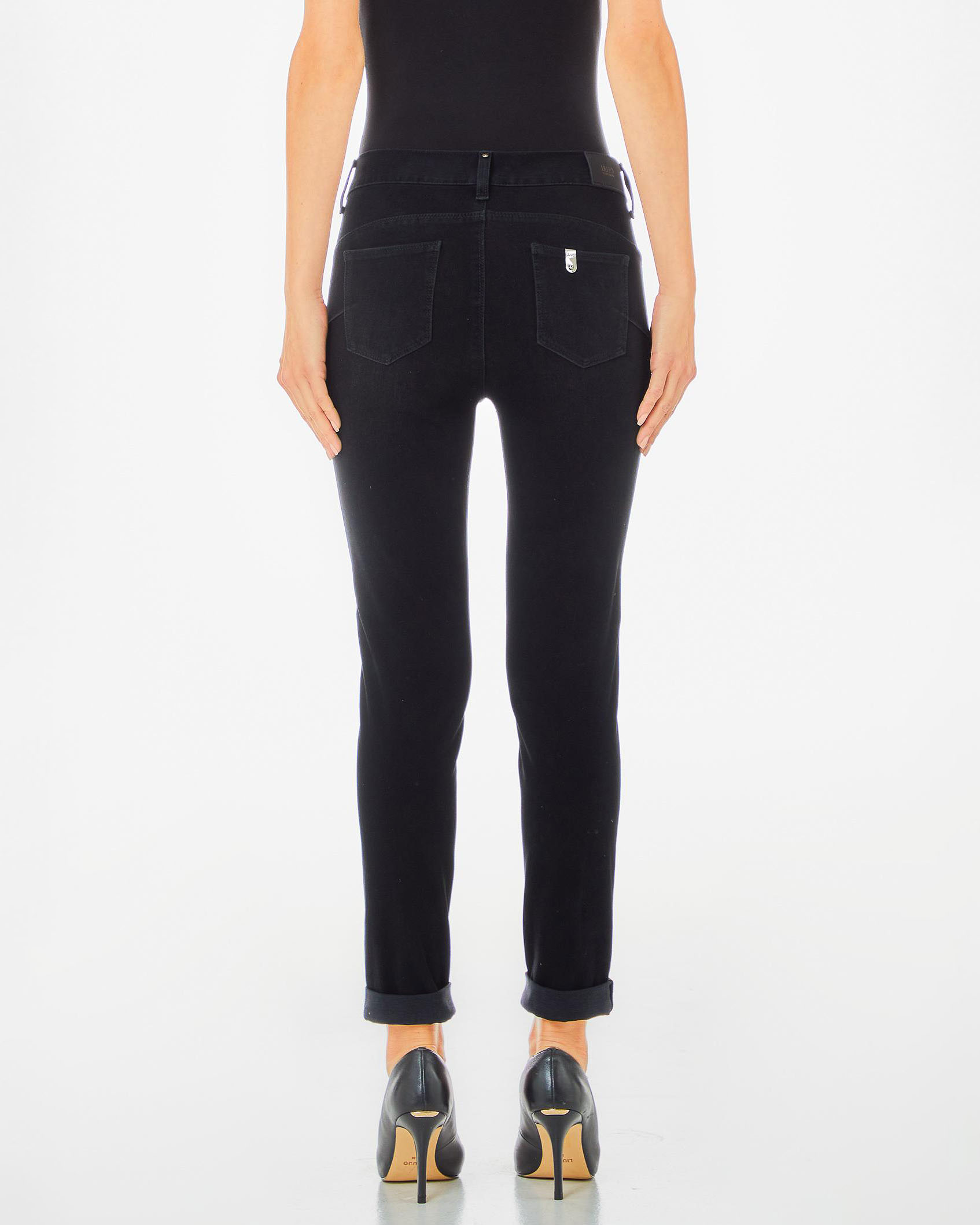 Skinny Jeans Jeans Neri Sfrangiati In Fondo Jeans Tasconi Uomo