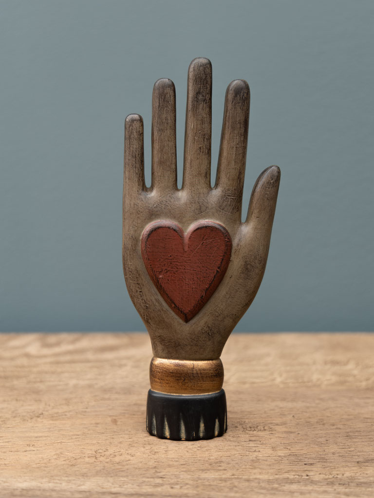 Mano con Cuore Rosso da Appendere 10x24