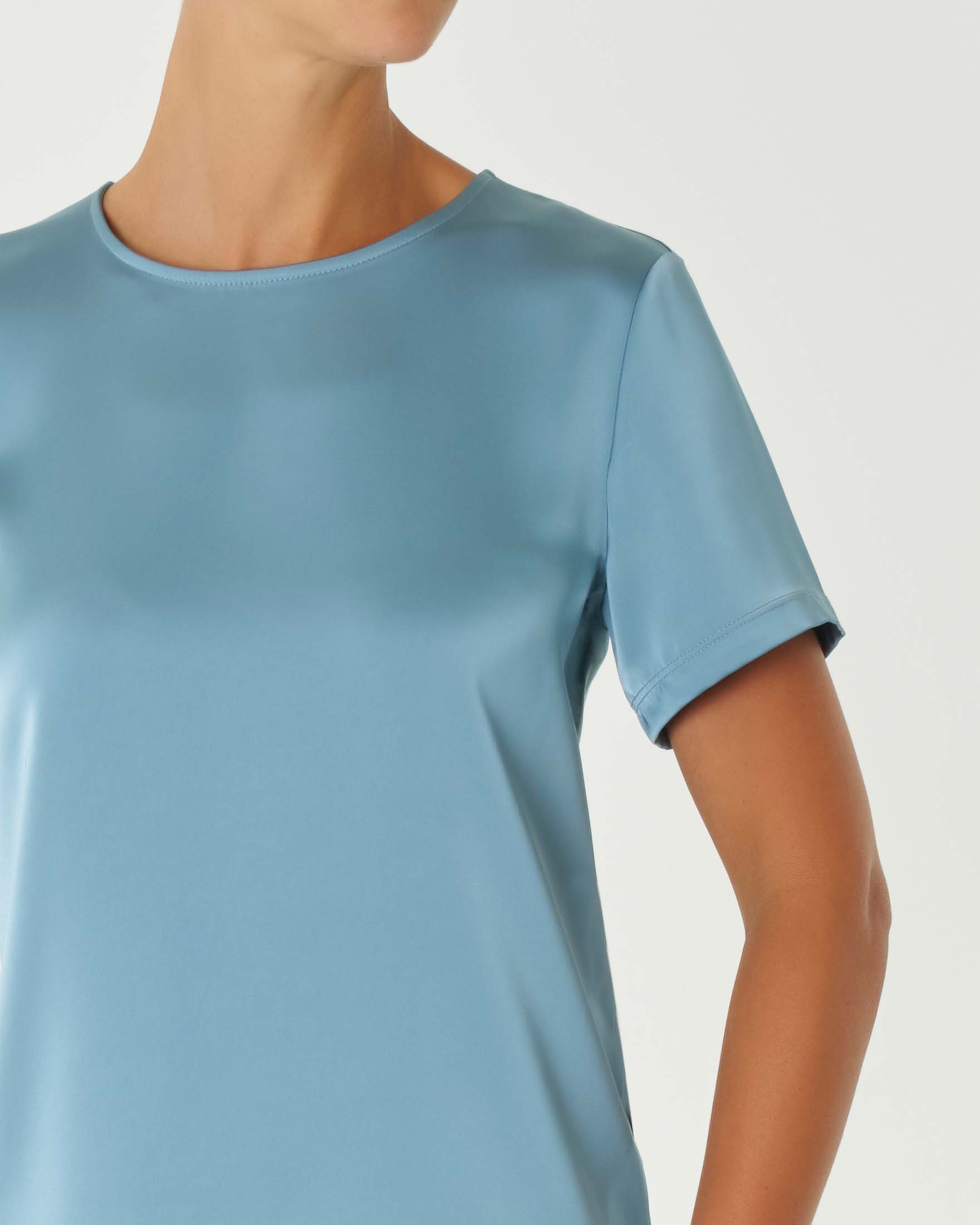 Blusa azzurra hotsell