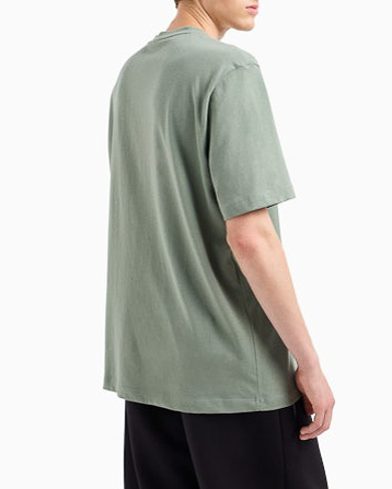 T-shirt verde salvia mezza manica con logo box centrale sul petto image