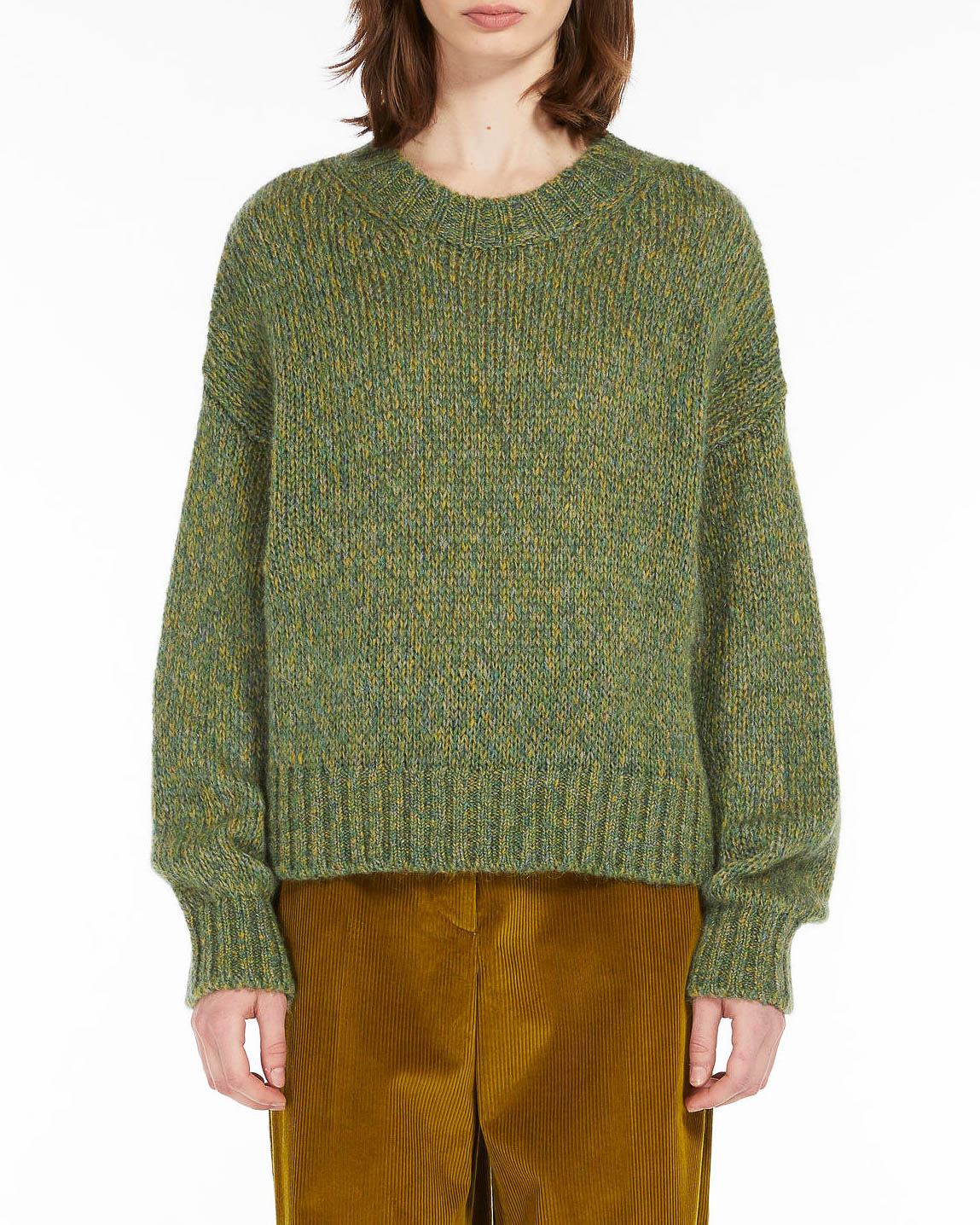 Maglia mouline girocollo verde dalla linea morbida in misto mohair chiné