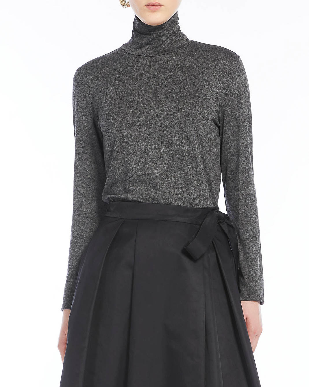 T-shirt a maniche lunghe Weekend Max Mara antracite in jersey di viscosa a collo alto image