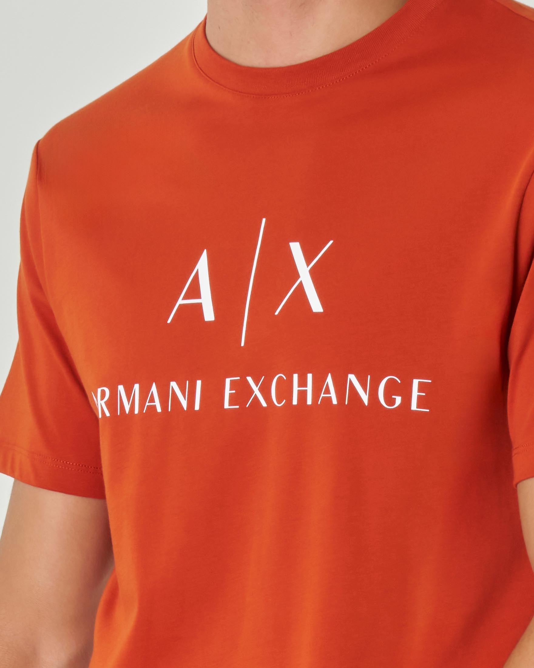 T-shirt arancione mezza manica in cotone con logo AX stampato in contrasto sul petto image