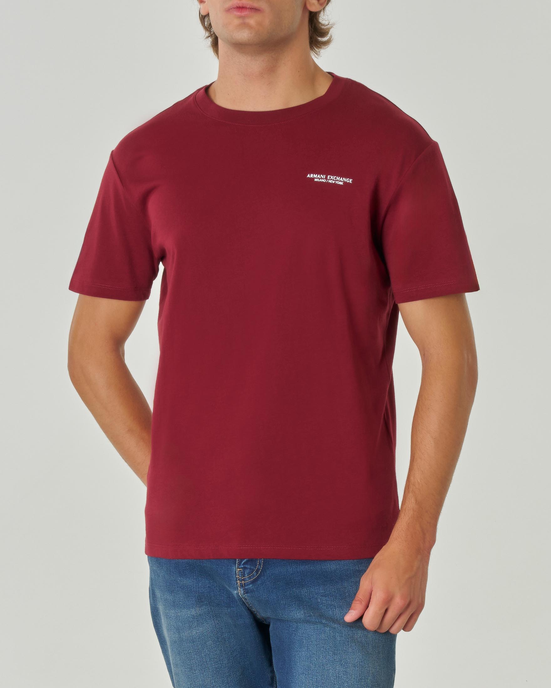 T-shirt bordeaux mezza manica tinta unita con logo piccolo stampato sul petto