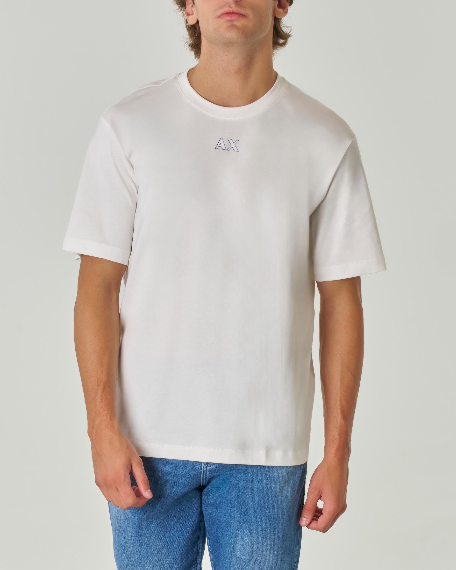 T-shirt bianca mezza manica con logo piccolo AX davanti e scritta logo sul retro