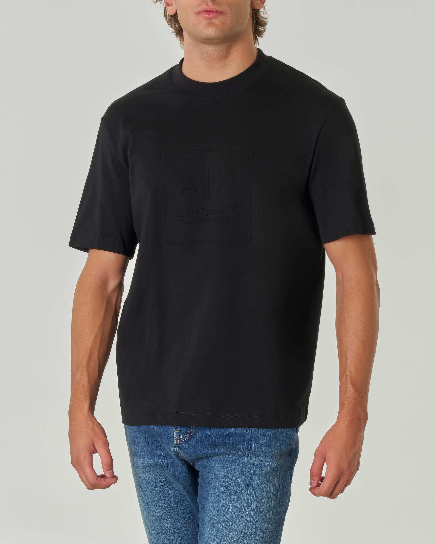 T-shirt blu mezza manica con logo impresso in tono davanti