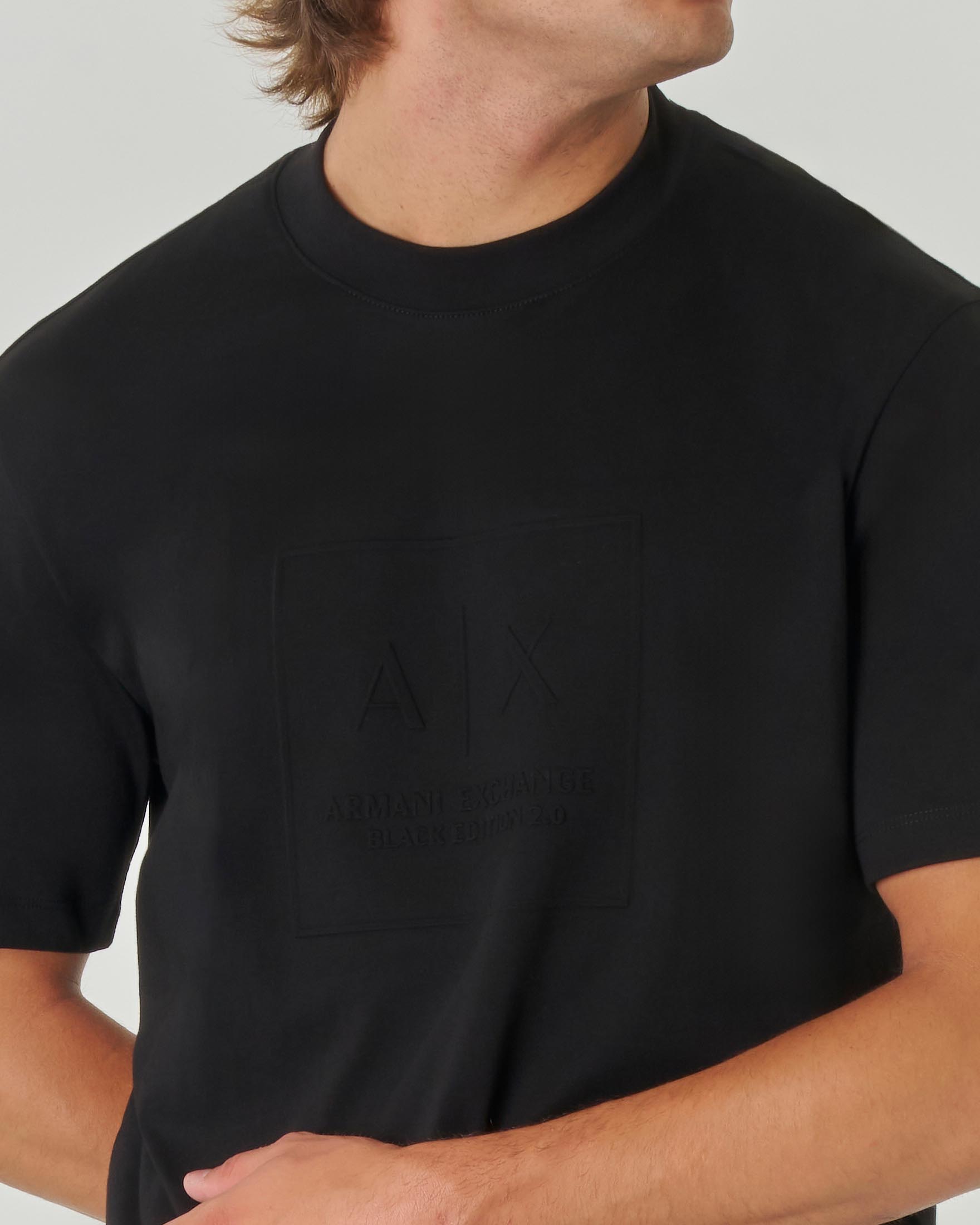 T-shirt blu mezza manica con logo impresso in tono davanti image