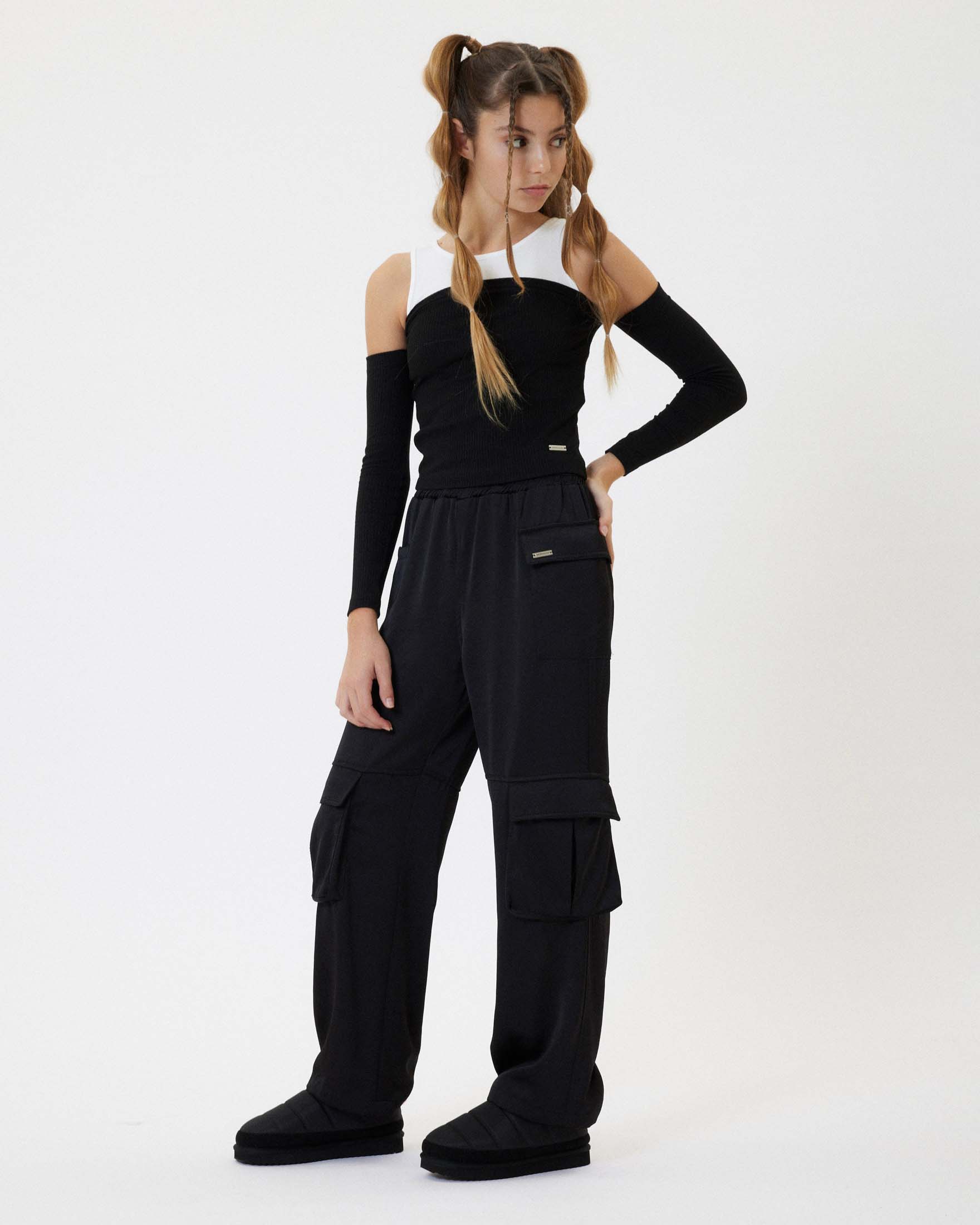 Pantalone Monnalisa cargo nero in raso