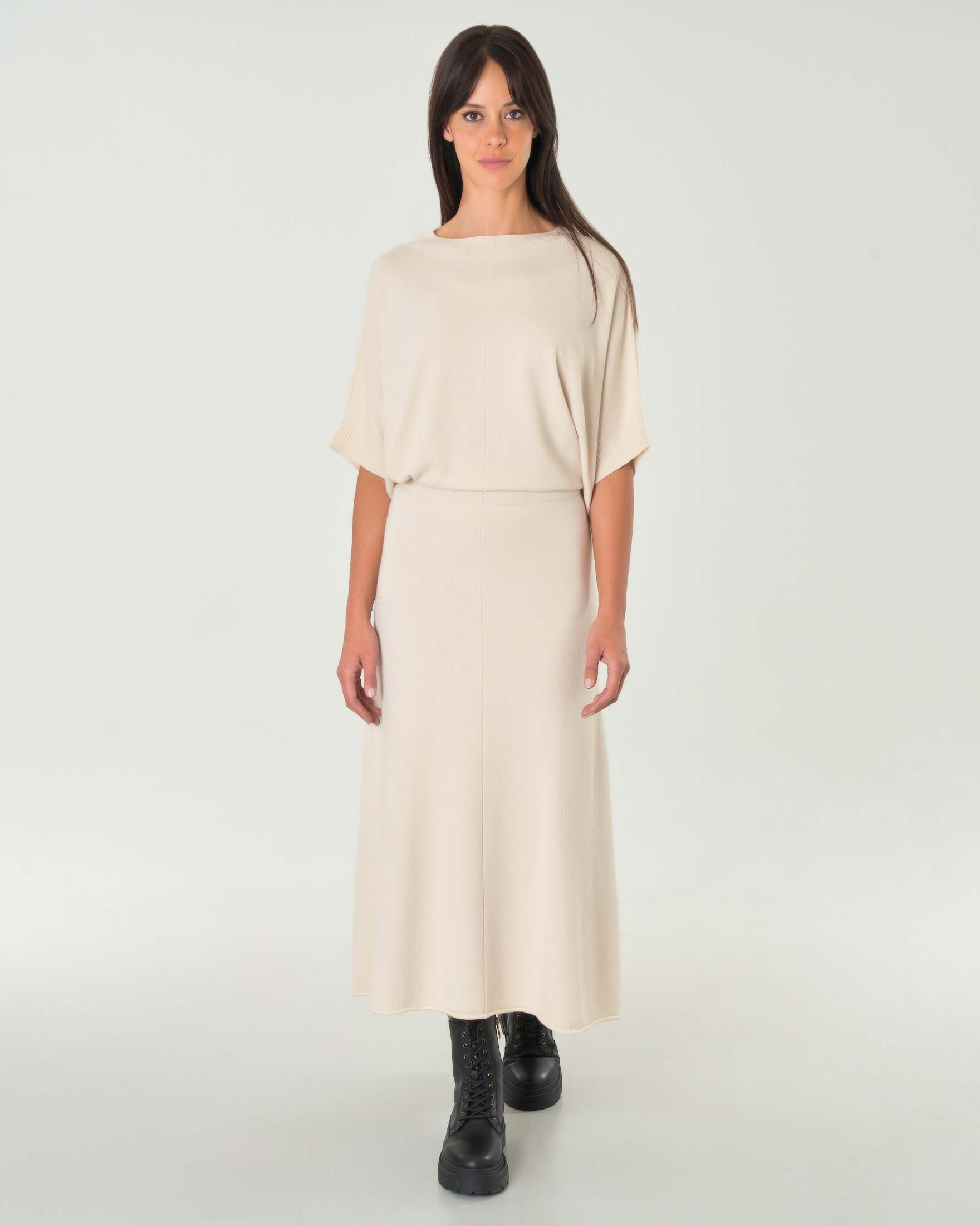 Gonna midi beige dalla linea svasata in maglia di misto viscosa