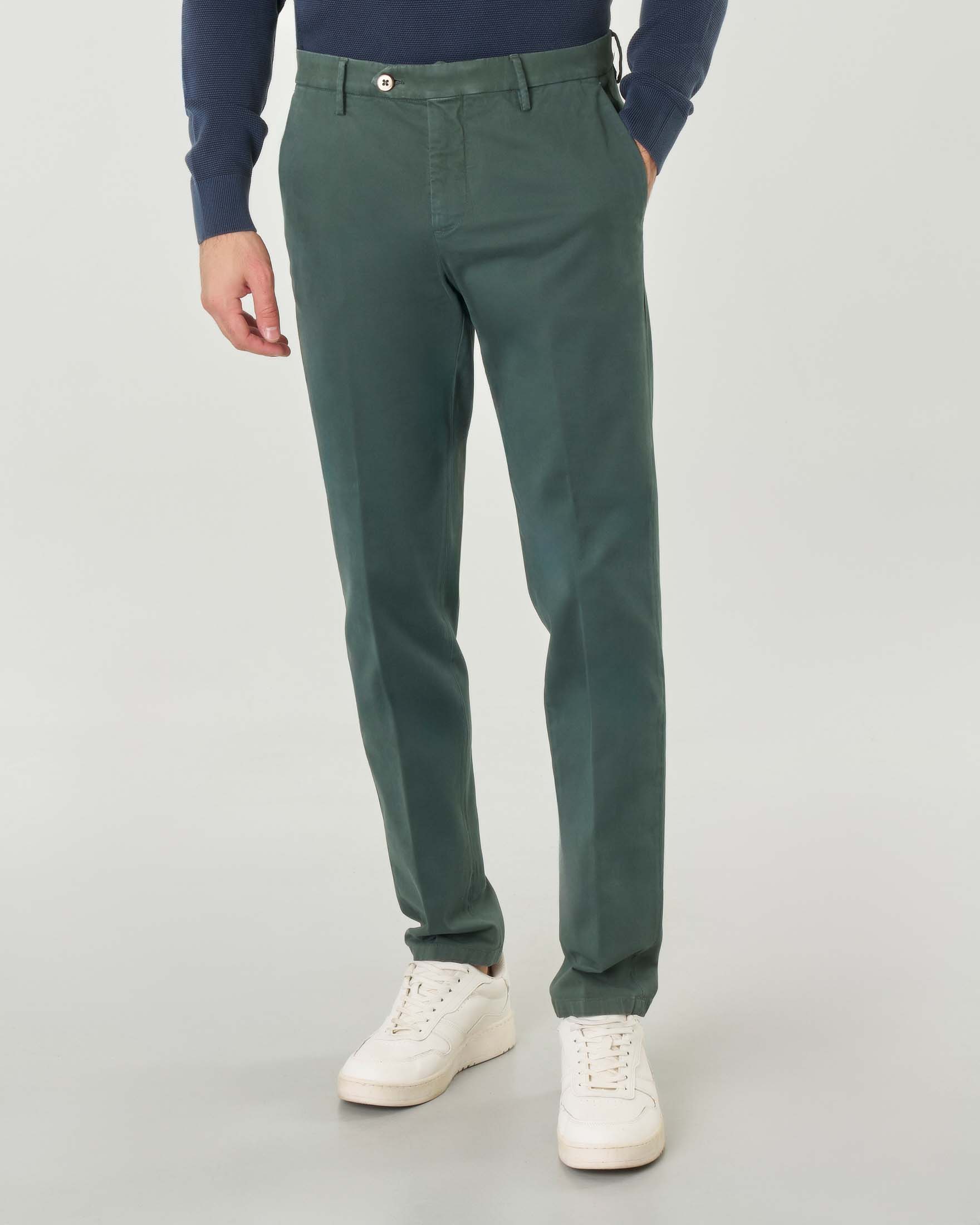 Pantalone chino Brad "one more size" verde scuro in gabardina di cotone stretch