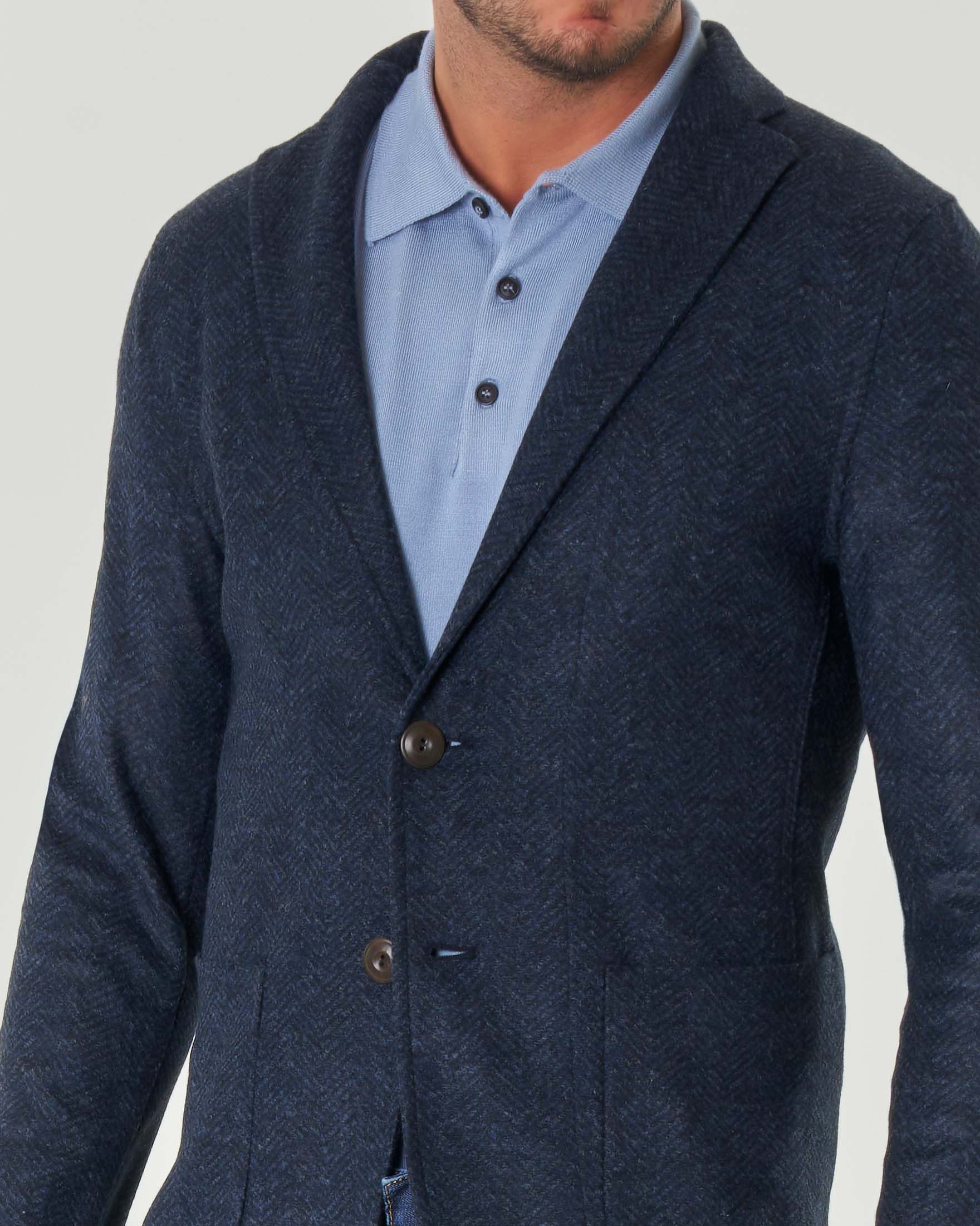 Giacca blu denim in maglia di misto lana a motivo spinato tono su tono image