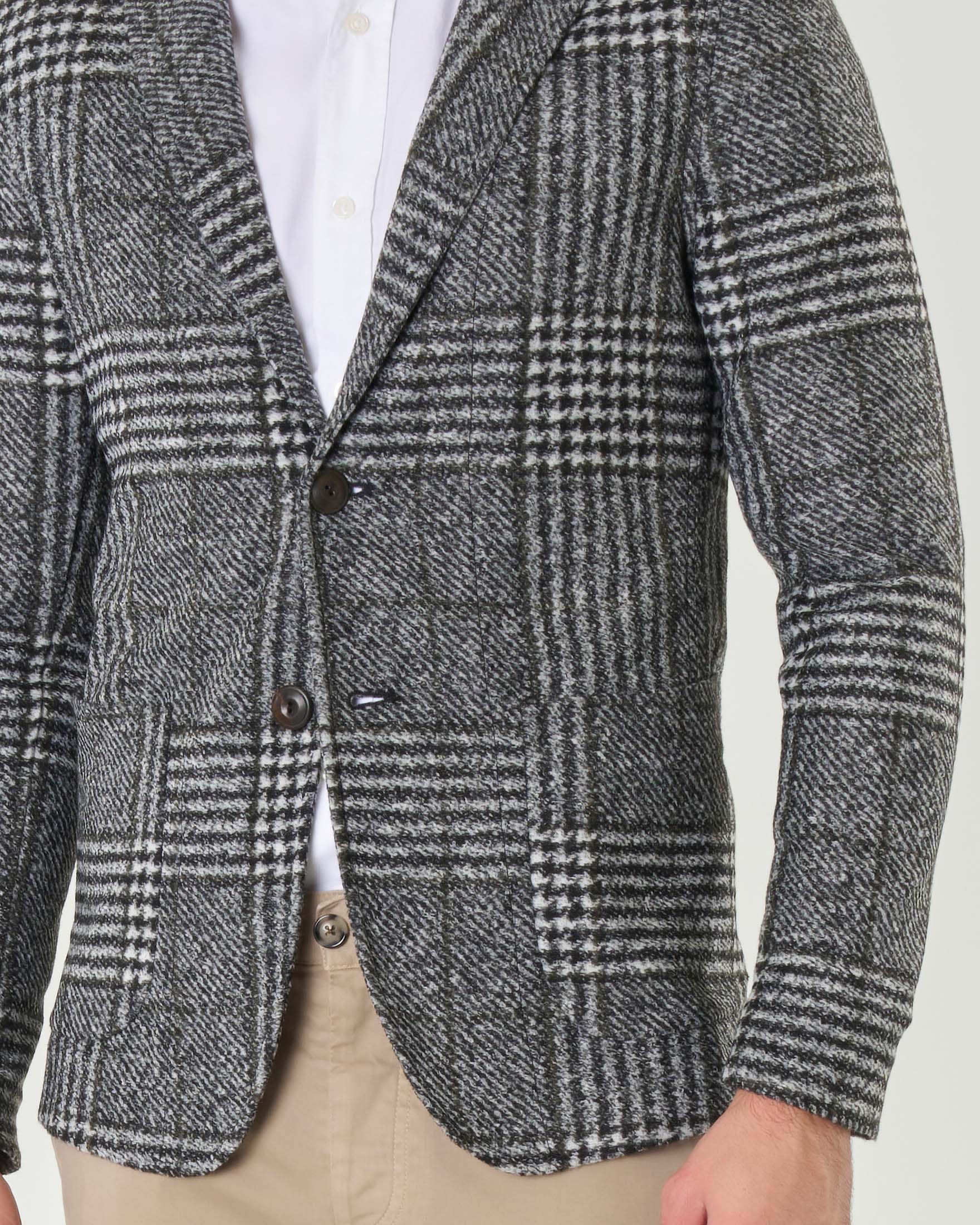 Giacca bianca e nera in maglia di misto lana a motivo Principe di Galles image