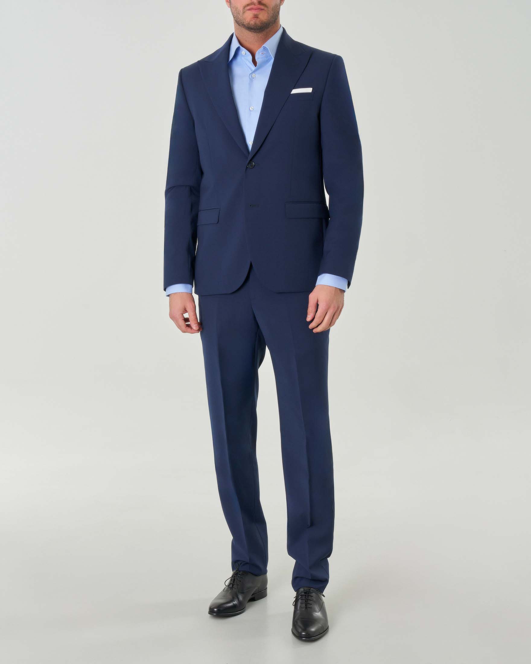 Abito monopetto blu slim-fit in tela di misto lana stretch con rever a lancia