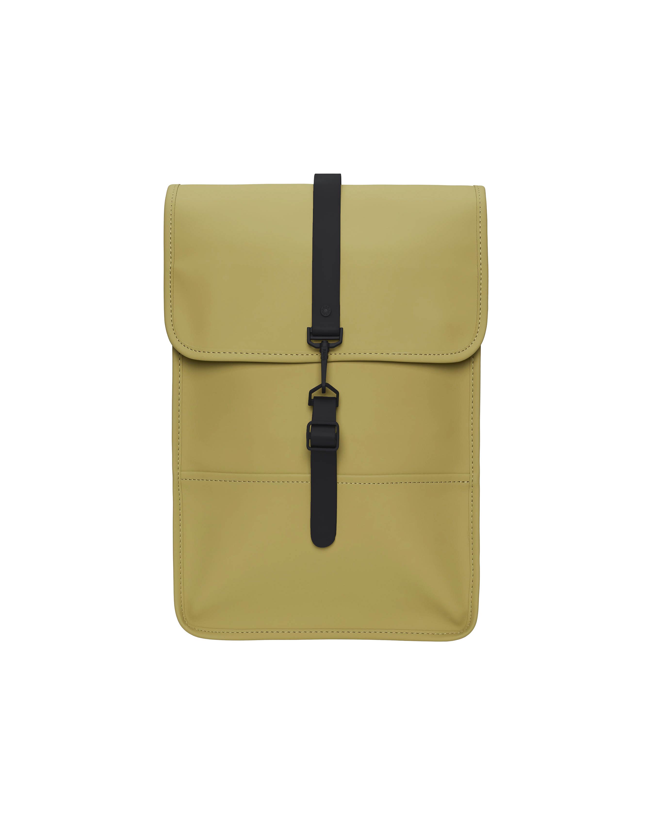 Zaino Backpack Mini senape in tessuto tecnico impermeabile effetto gommato con patta