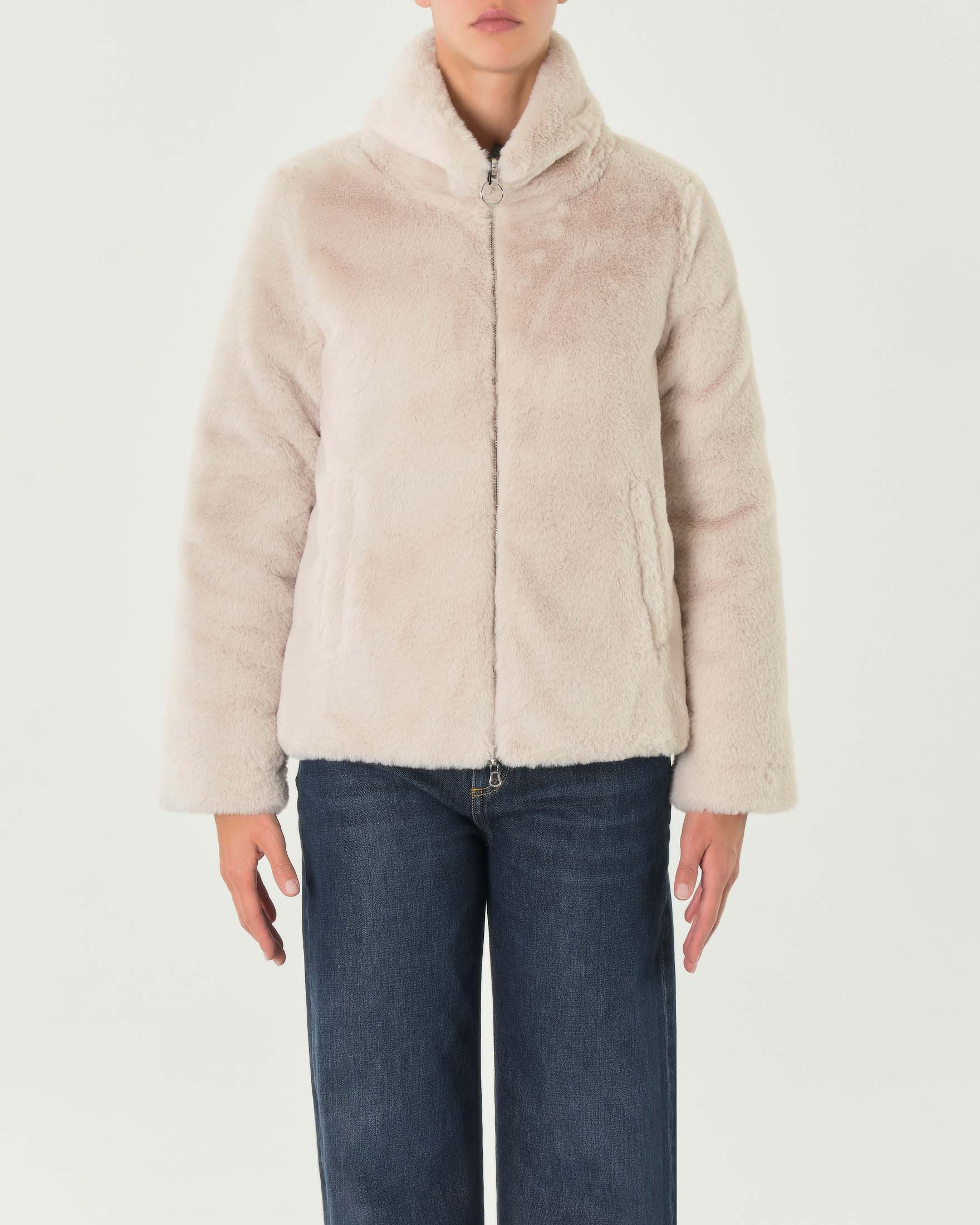 Giubbino color avorio reversibile in ecopelliccia e tessuto trapuntato con collo alto image