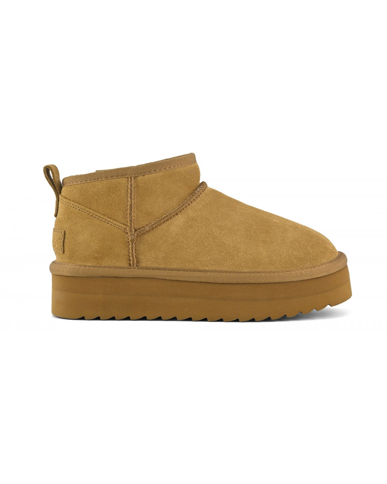 Stivaletto ultra basso color cammello in pelle scamosciata con suola platorm tono su tono