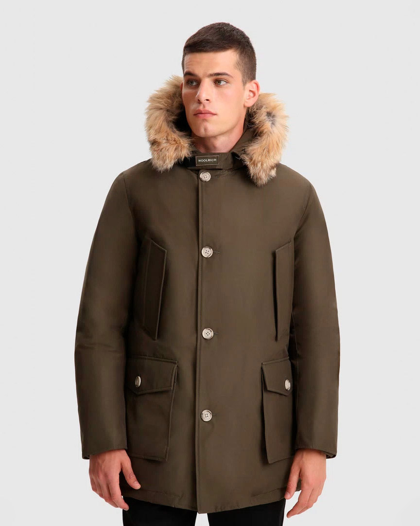 Woolrich — Arctic Parka Woolrich verde militare con pelliccia staccabile