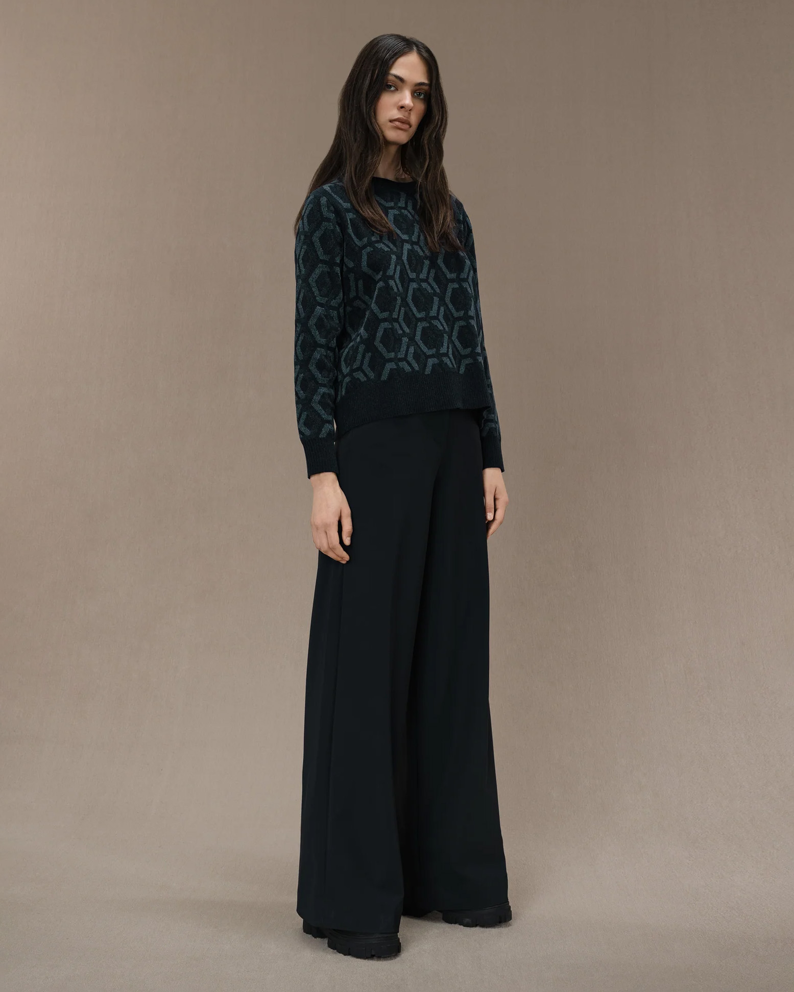 Pantaloni palazzo Winter Livia Wom Pant nero in tessuto tecnico SURFLEX® opaco