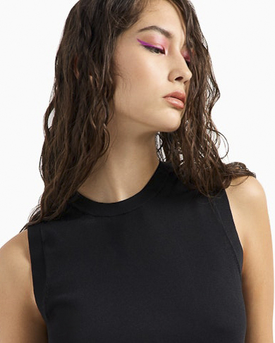 Maglia nera Armani Exchange in misto viscosa stretch senza maniche image