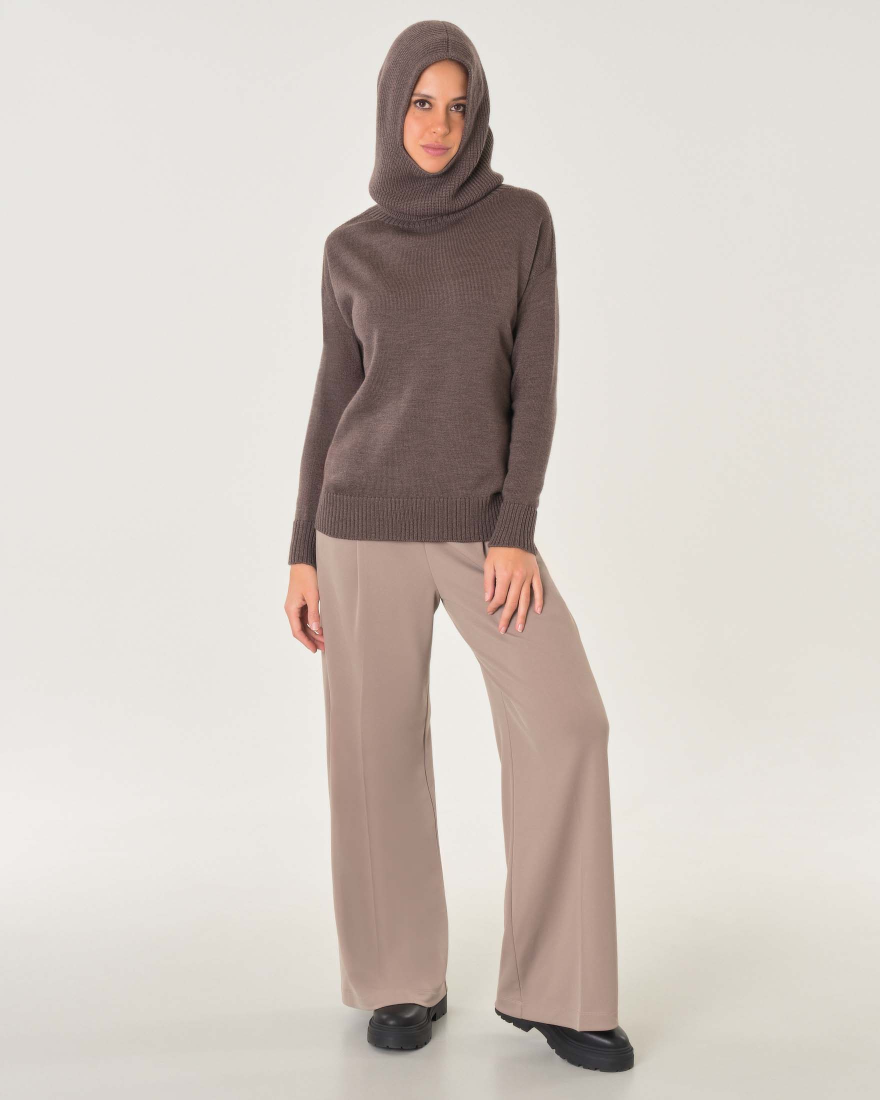 Passamontagna color tortora in pura lana lavorata a coste inglesi image