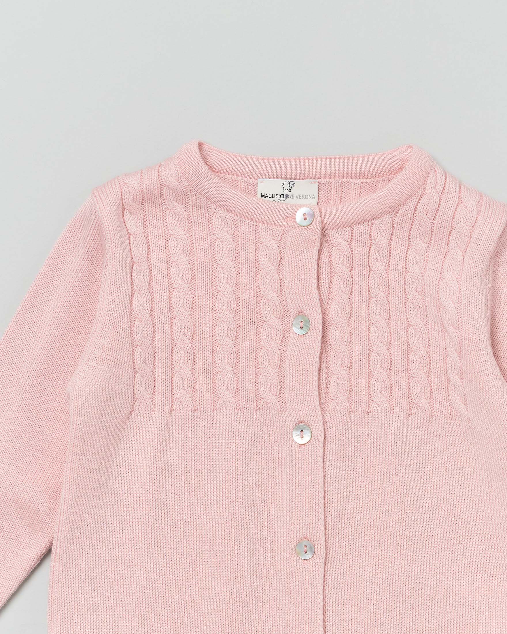Cardigan rosa in pura lana con inserto fronte e retro a trecce image
