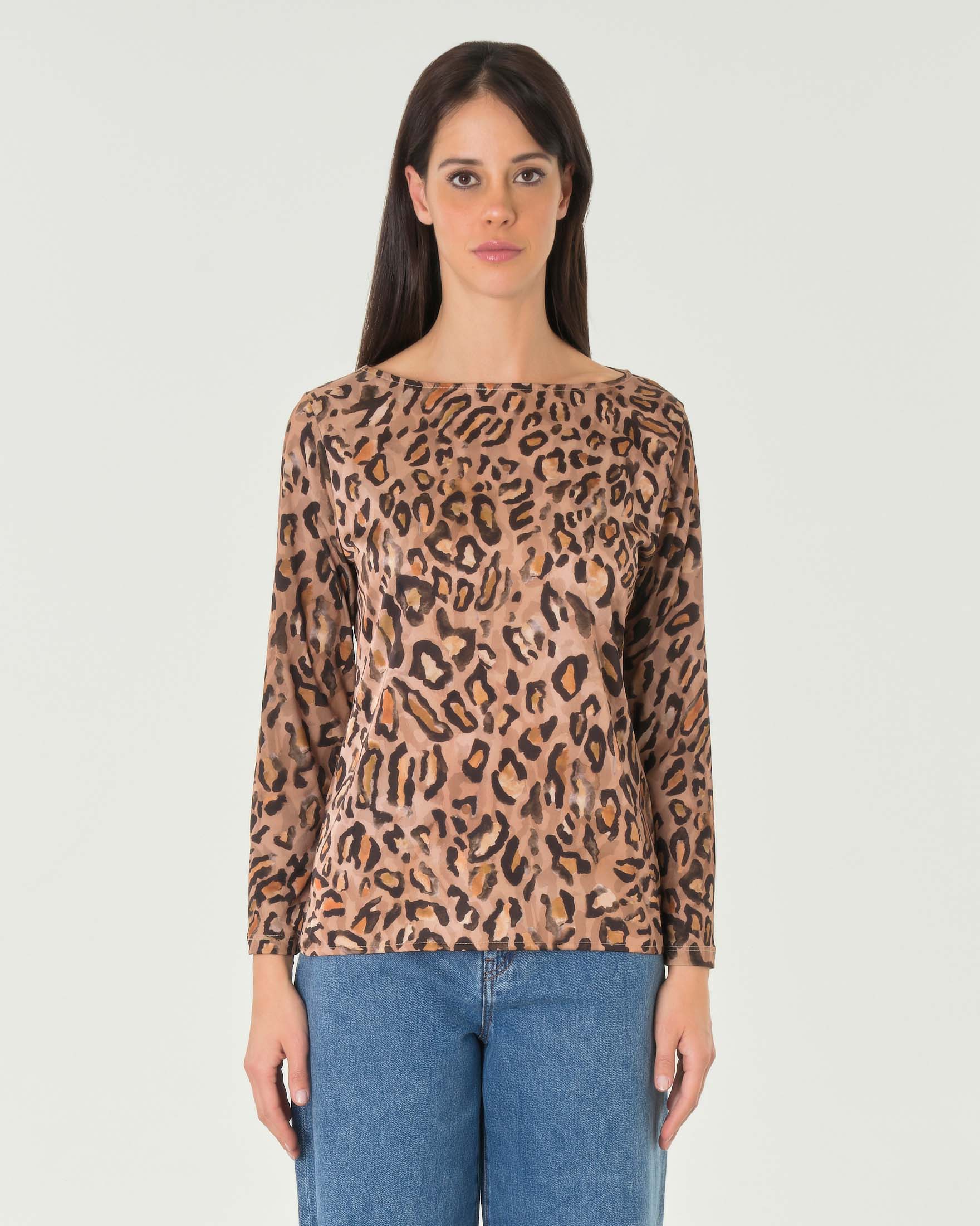 Blusa a fantasia animalier color noce in tessuto stretch con maniche lunghe e scollo tondo image