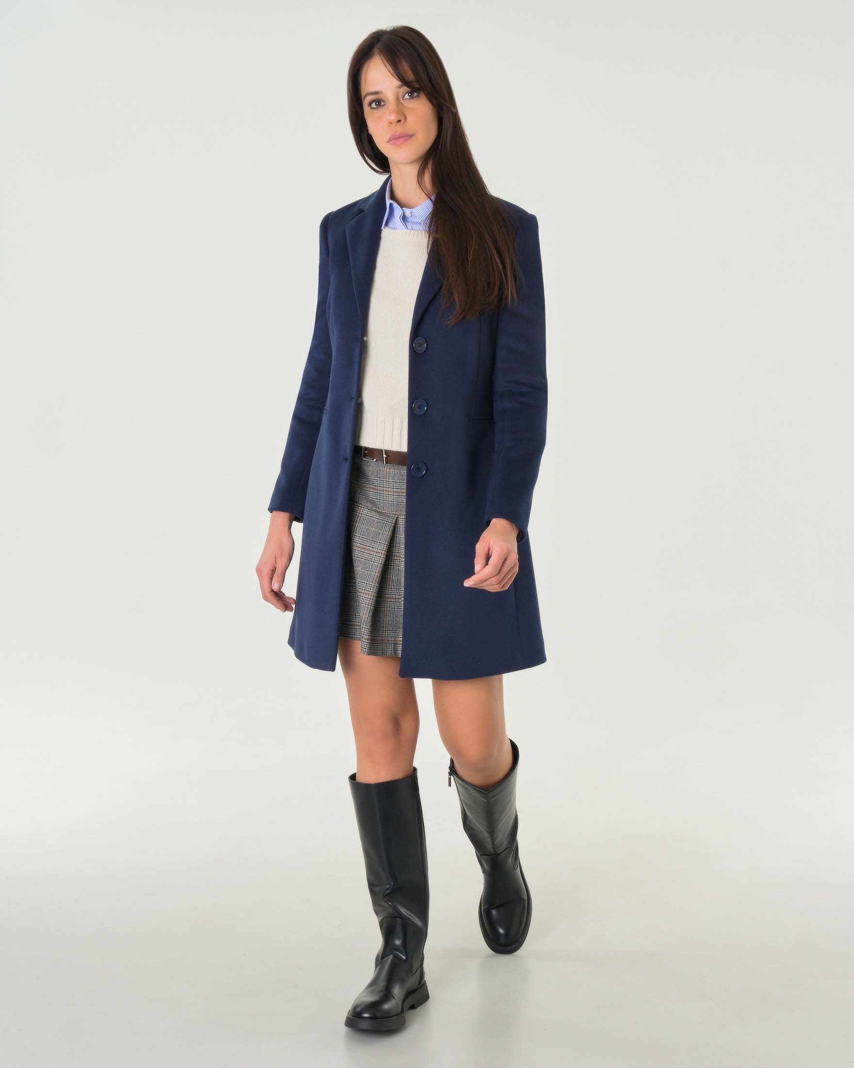 Cappotto blu in tessuto effetto lana dal taglio maschile