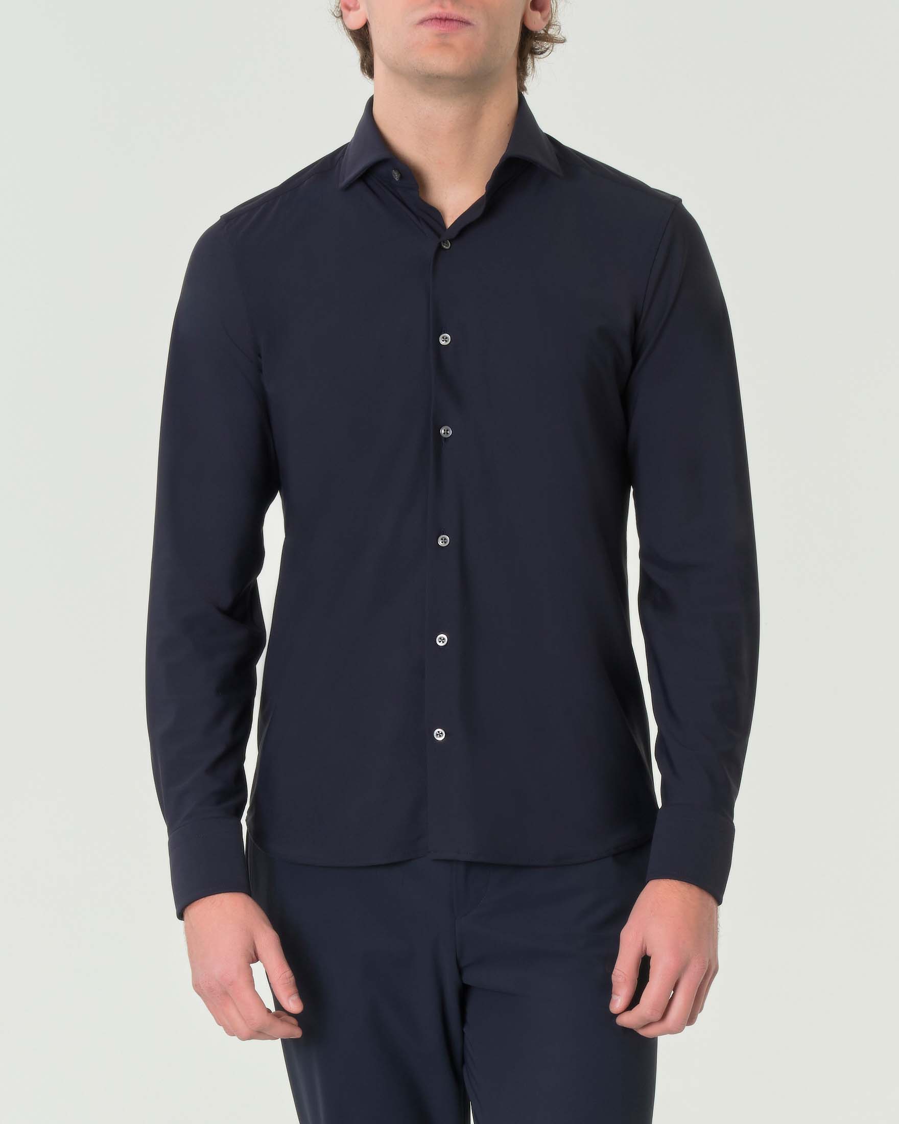 Camicia Pellizzari blu a tinta unita slim-fit in tessuto tecnico con colletto aperto alla francese
