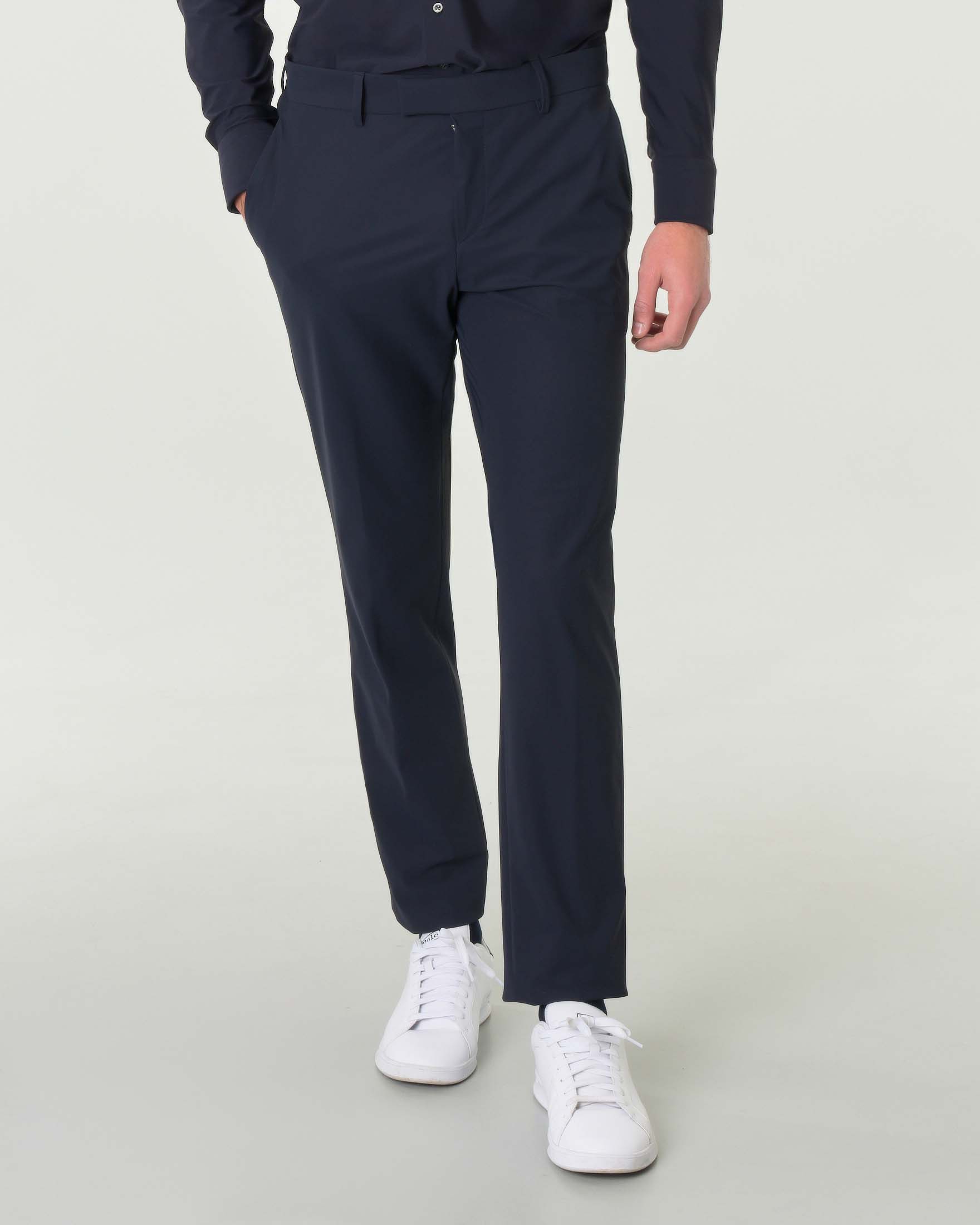 Abito Huge blu slim-fit in tessuto tecnico stretch