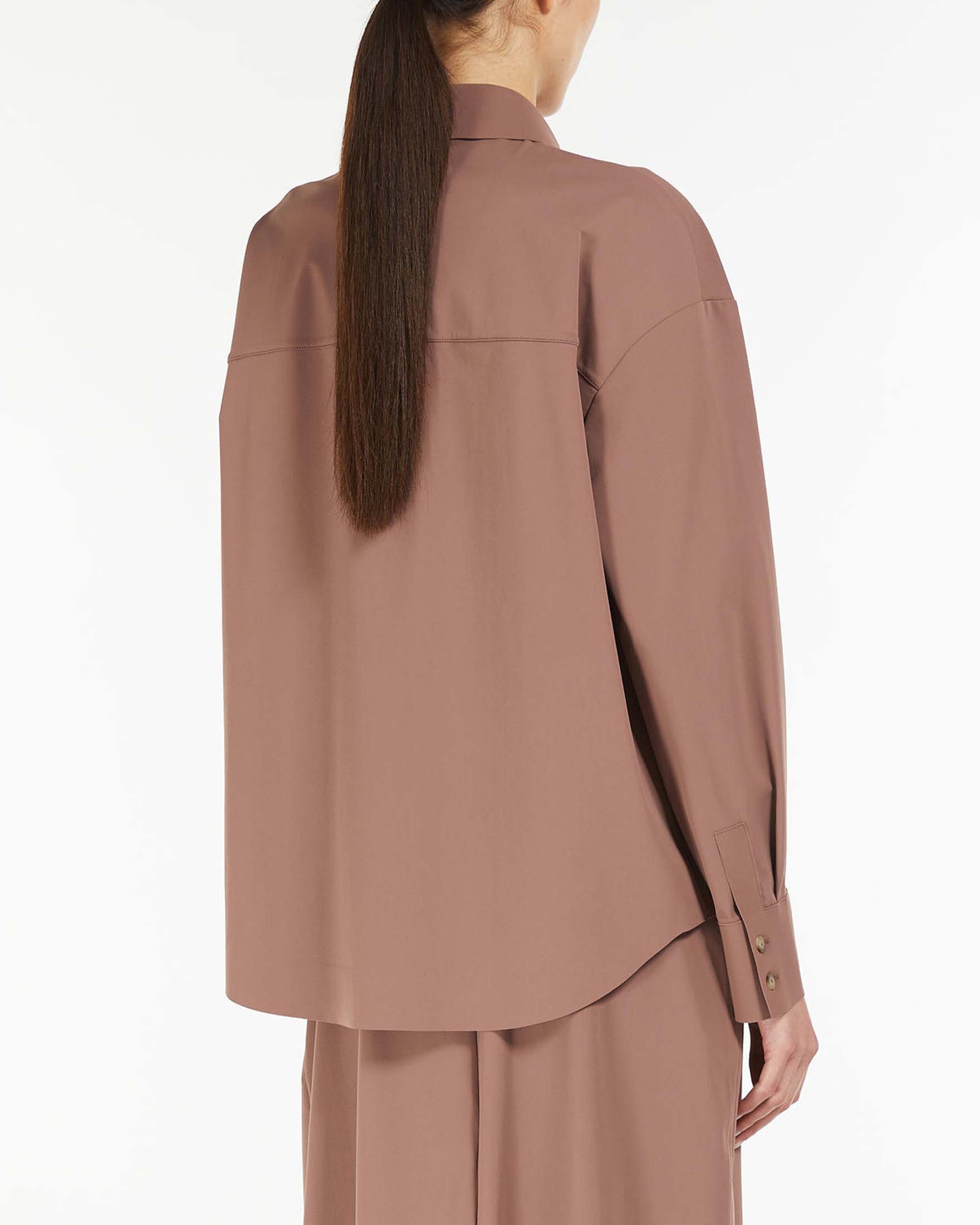 Camicia color malva in tessuto stretch tecnico con colletto classico image