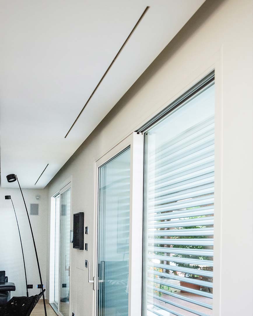 Tratto L - Diffusore lineare a soffitto