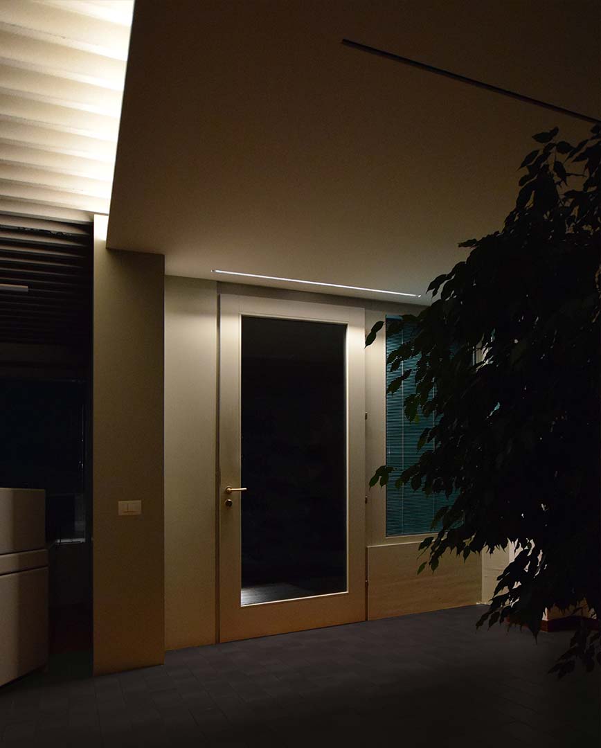 Diffusore lineare a scomparsa - Tratto LED notte