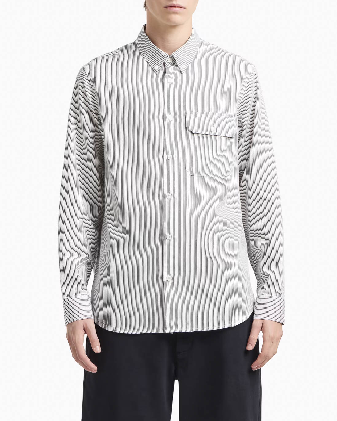 Camicia bastoncino bianca e blu con collo button down e taschino