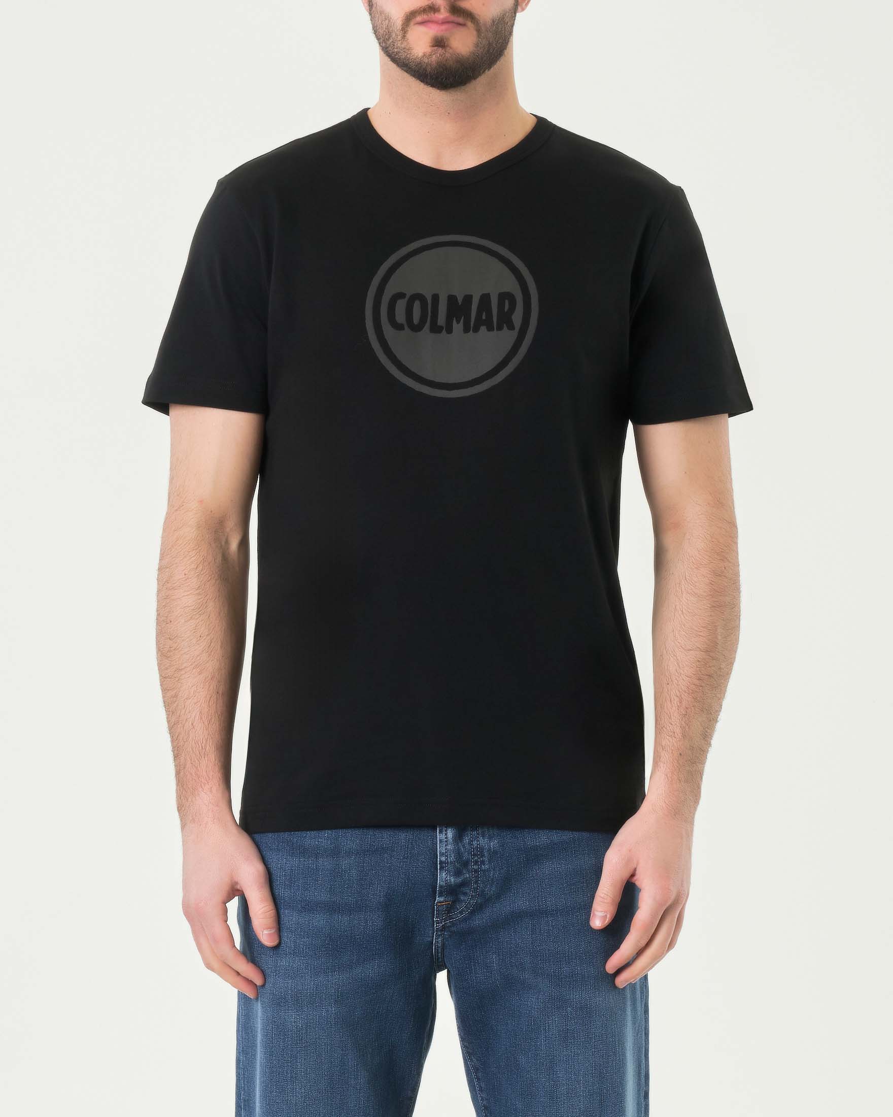 T-shirt nera mezza manica con logo bollo stampato tono su tono sul petto