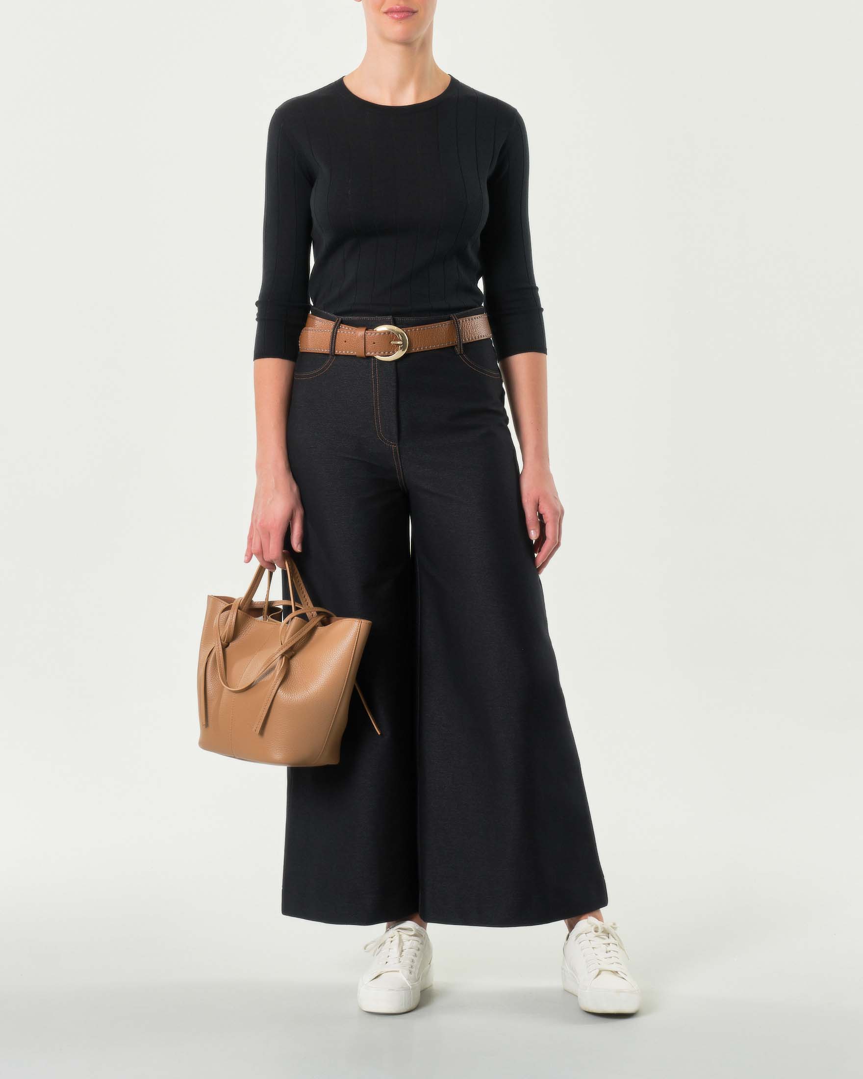 Maglia blu in seta e cotone a coste piatte con maniche tre quarti image