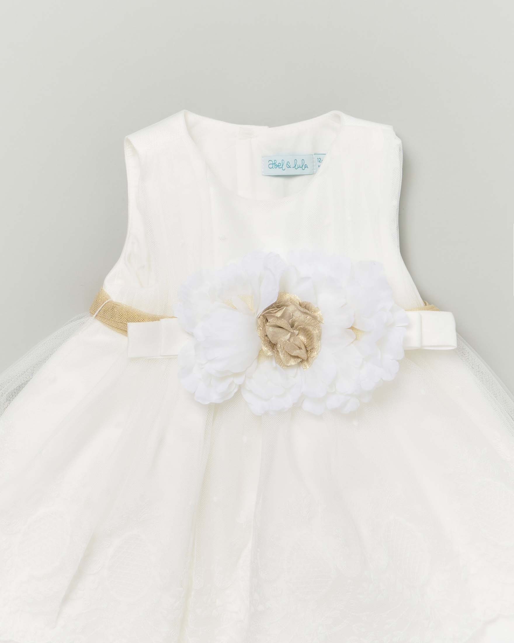 Abito Abel & Lula corto bianco in pizzo e organza con fascia oro con fiori e fiocco image