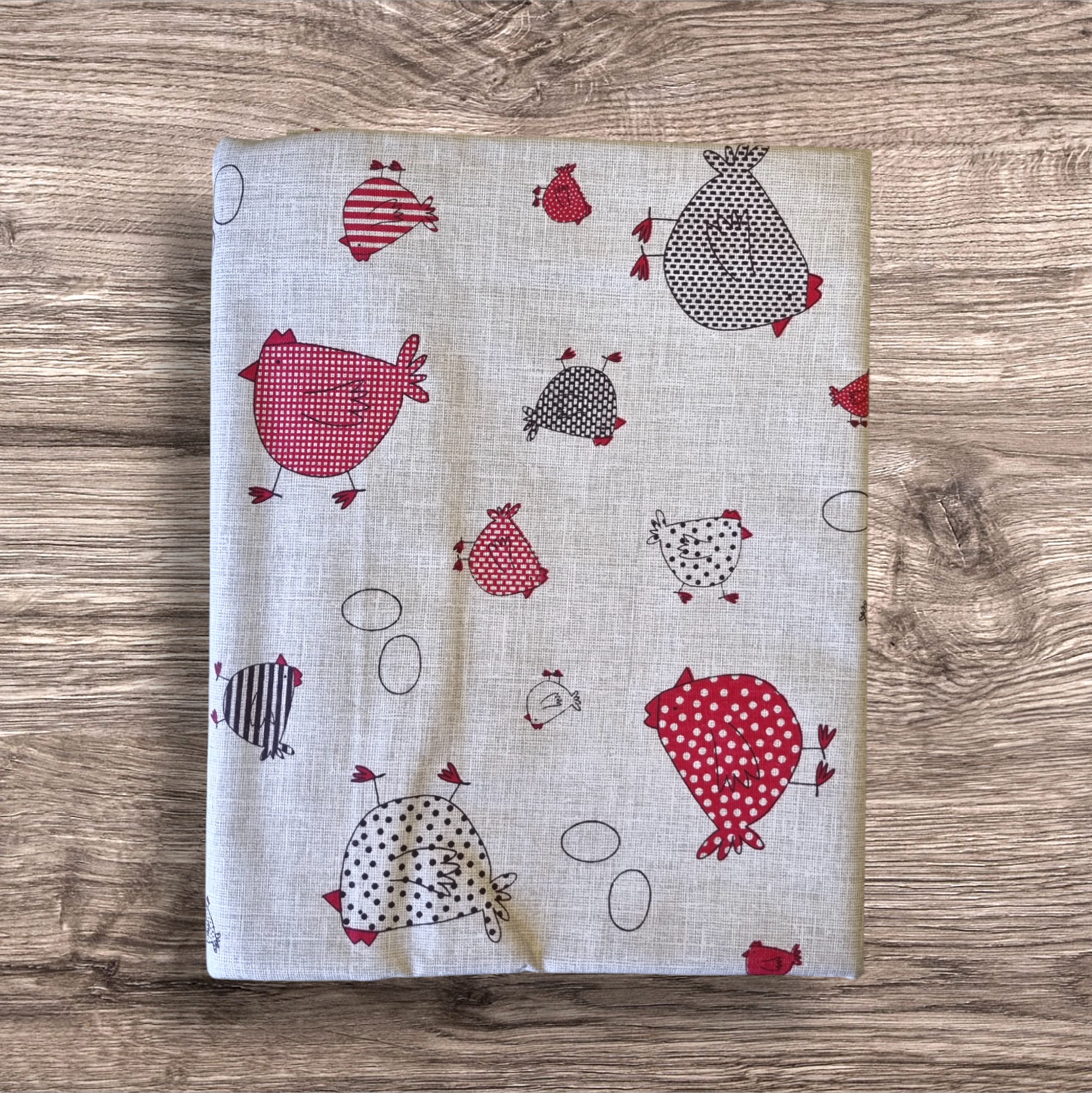 Tablecloth with red chickens print for 12 people in cotton