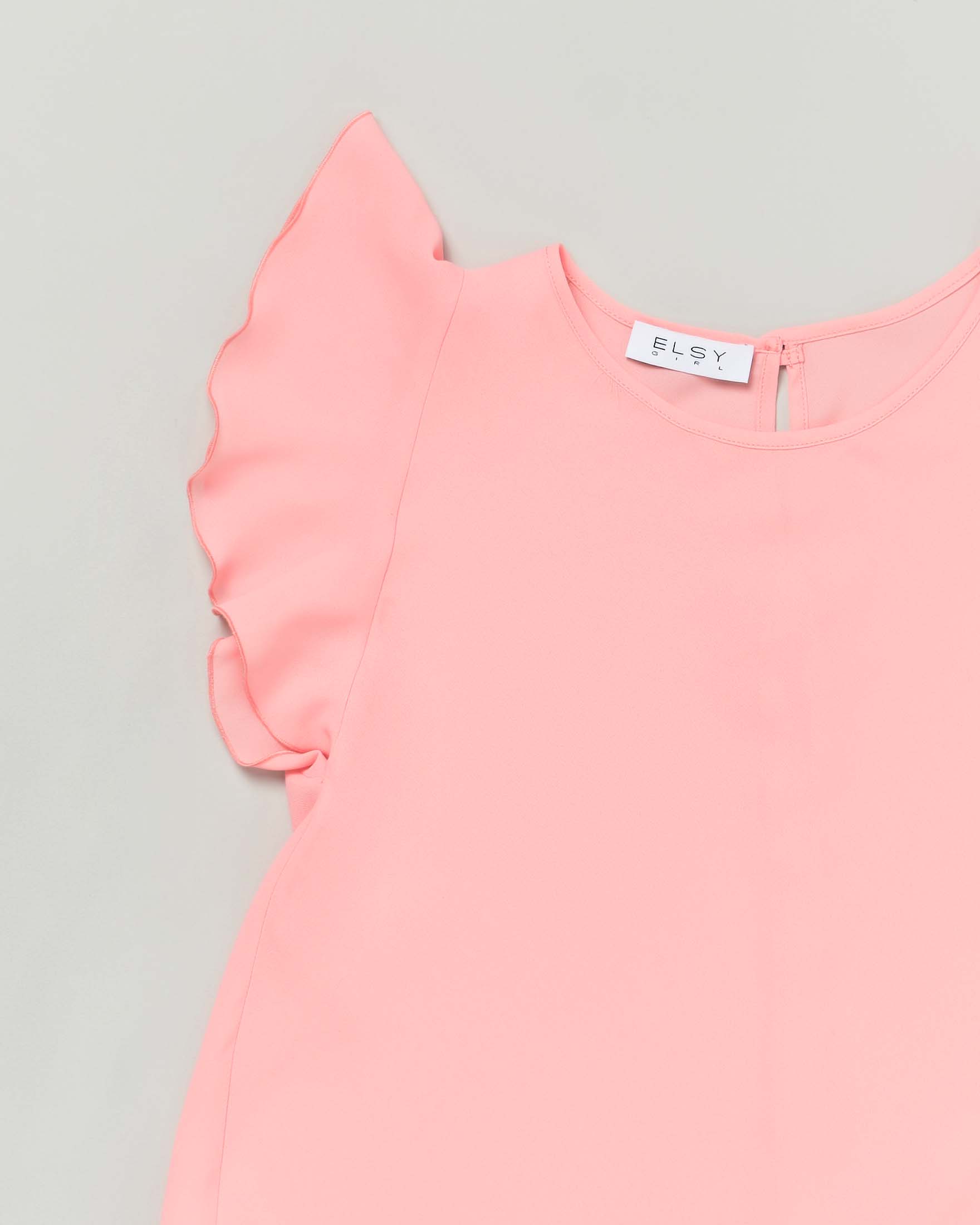 T-shirt color corallo in crêpe a maniche corte con volant image