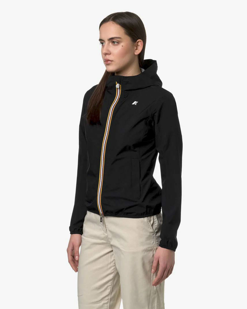 Giubbino nero K-way Dot Lily dalla linea slim in nylon taffetà con cappuccio
