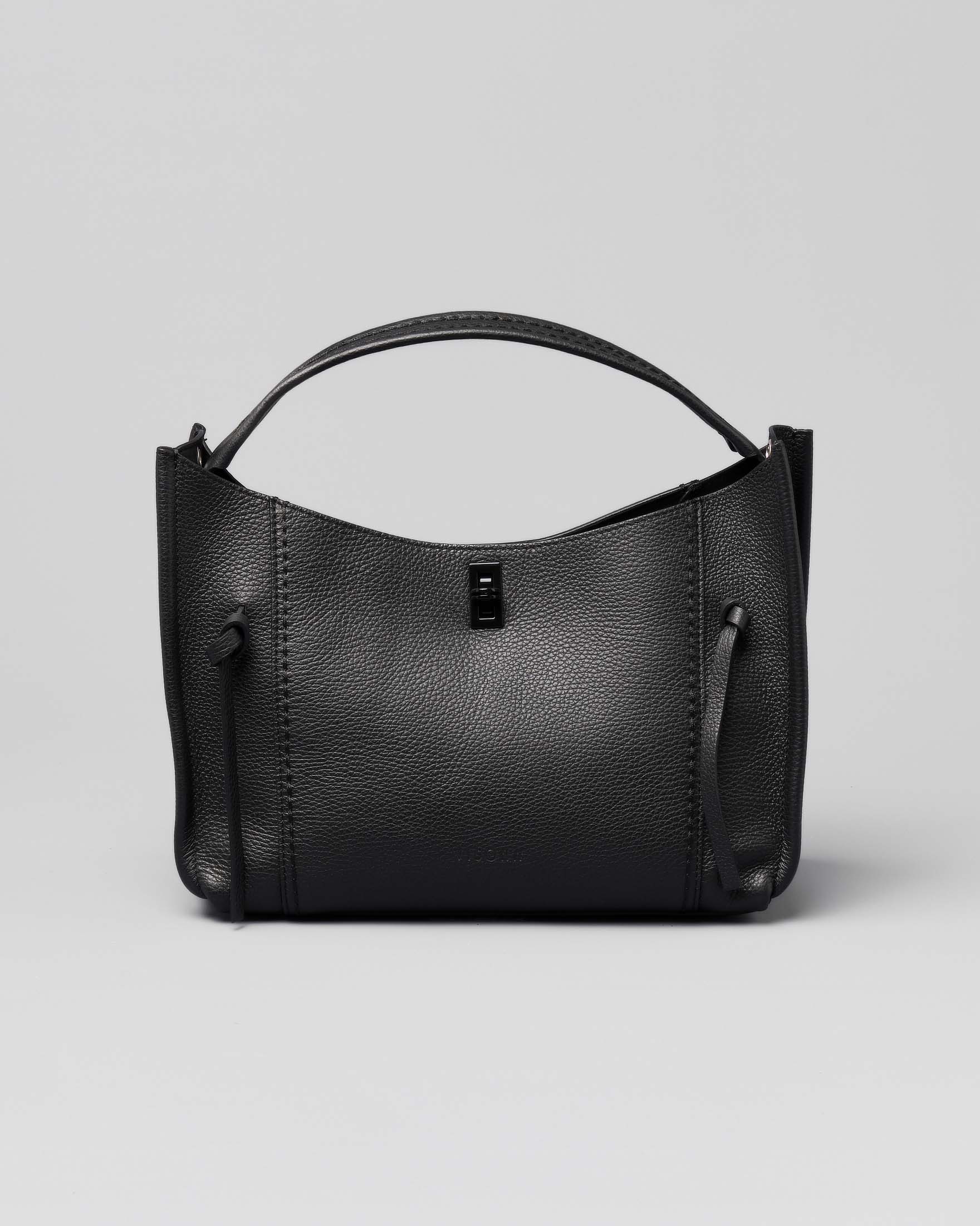 Borsa nera in pelle martellata a trapezio con listini a nodo