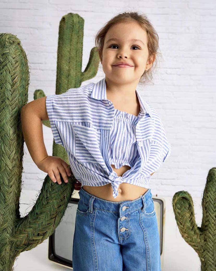 Set Mayoral top e camicia a righe azzurre e bianche in cotone e viscosa
