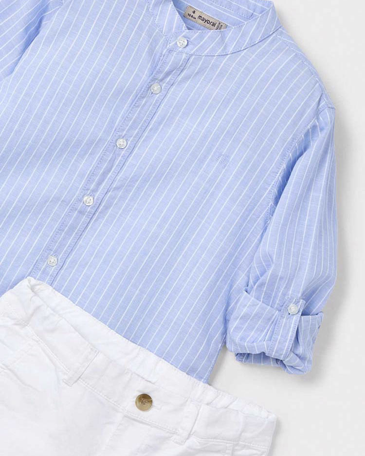Completo Mayoral camicia coreana azzurra a righe e bermuda bianco image